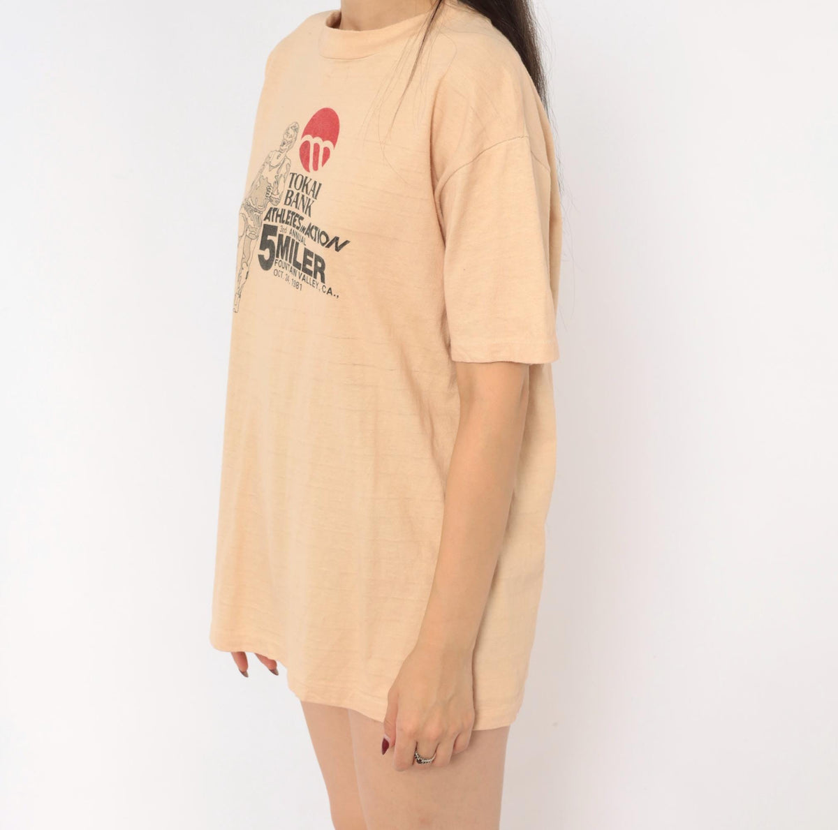 80s Hanes Beefy-T 1981 Fountain Valley 5 Miler Race Tee Peach Graphic Large L
