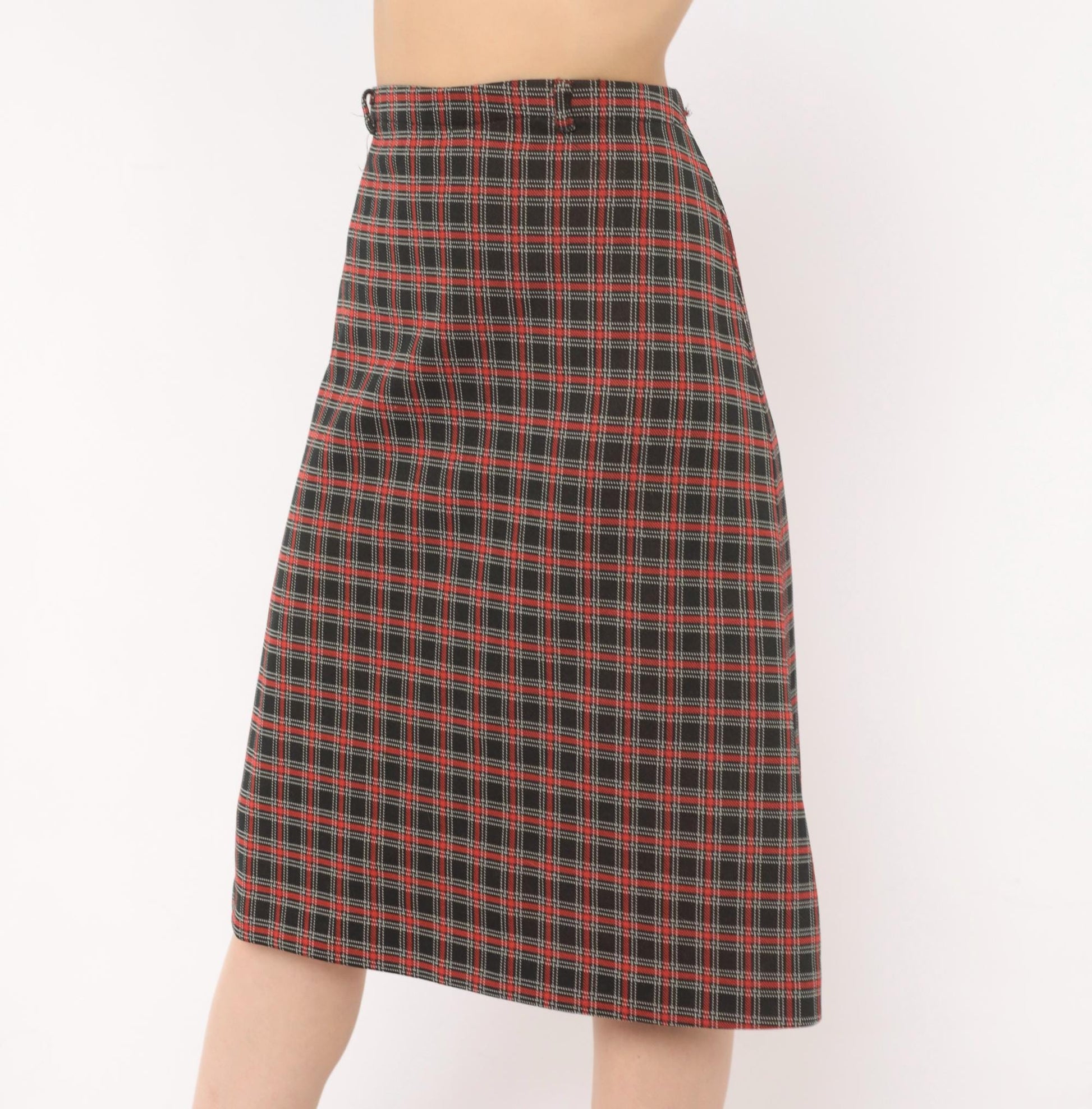 70s Black Red Tartan A-Line Skirt Knee-Length Plaid Preppy Medium