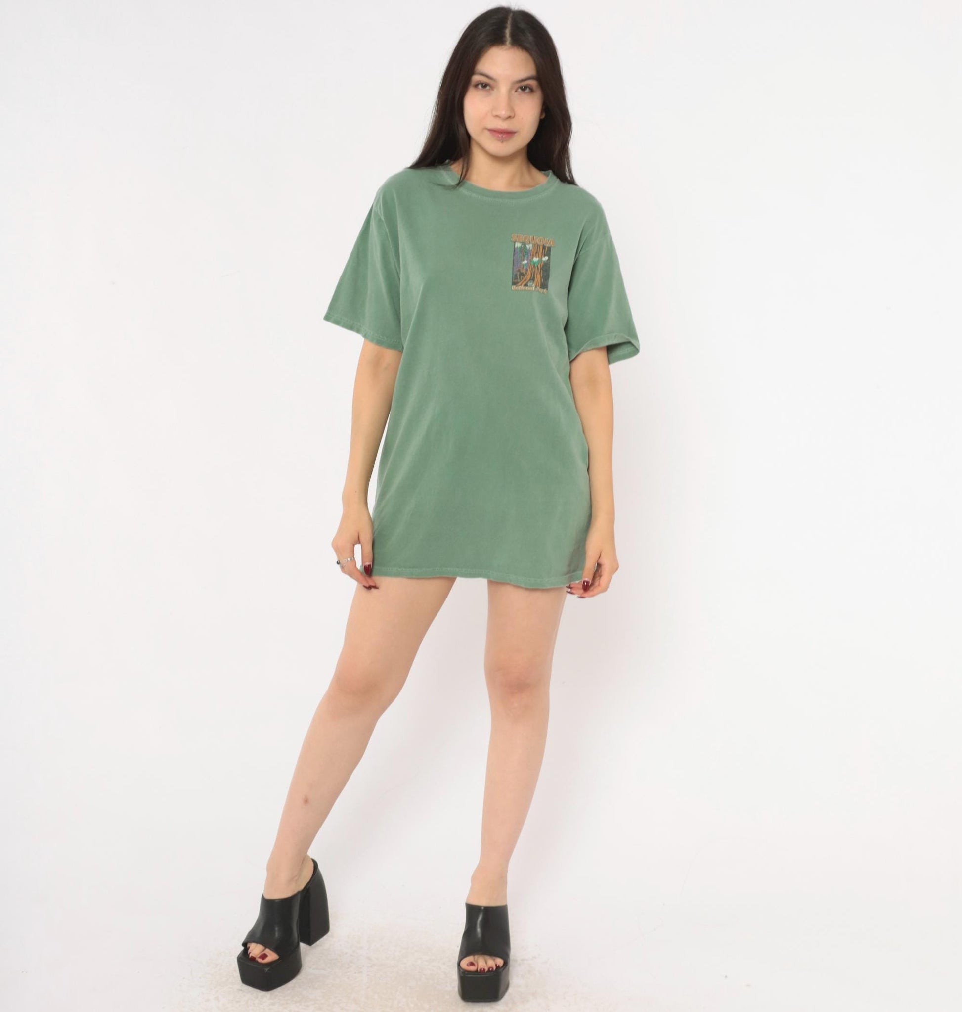 2000s Sequoia National Park Graphic Tee Sage Green Chroma Zone Medium