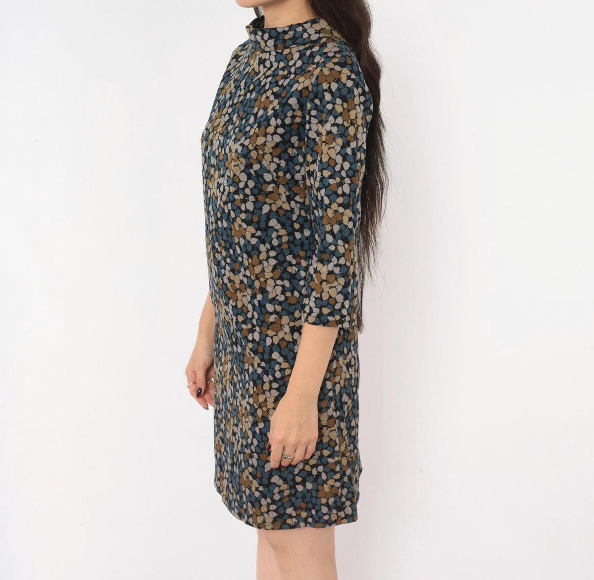 60s Leaf Print Shift Dress Black Crepe Mock Neck Three Quarter Sleeve Extra Small XS