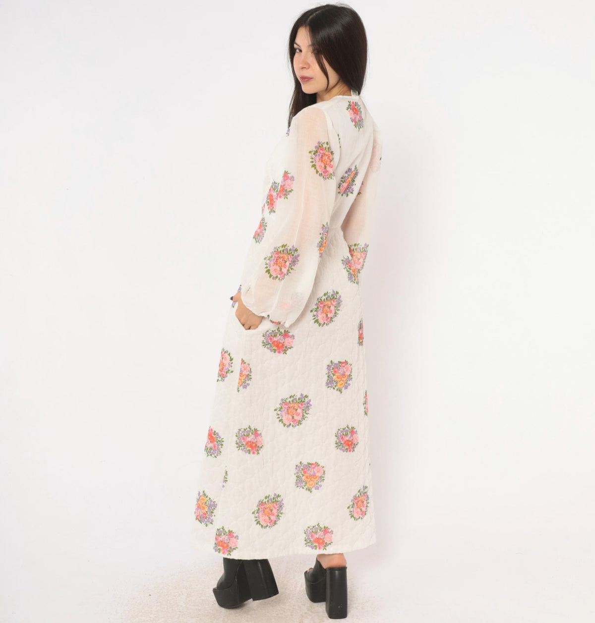 70s White Floral Quilted Maxi Dress Balloon Sleeve Button Front Small