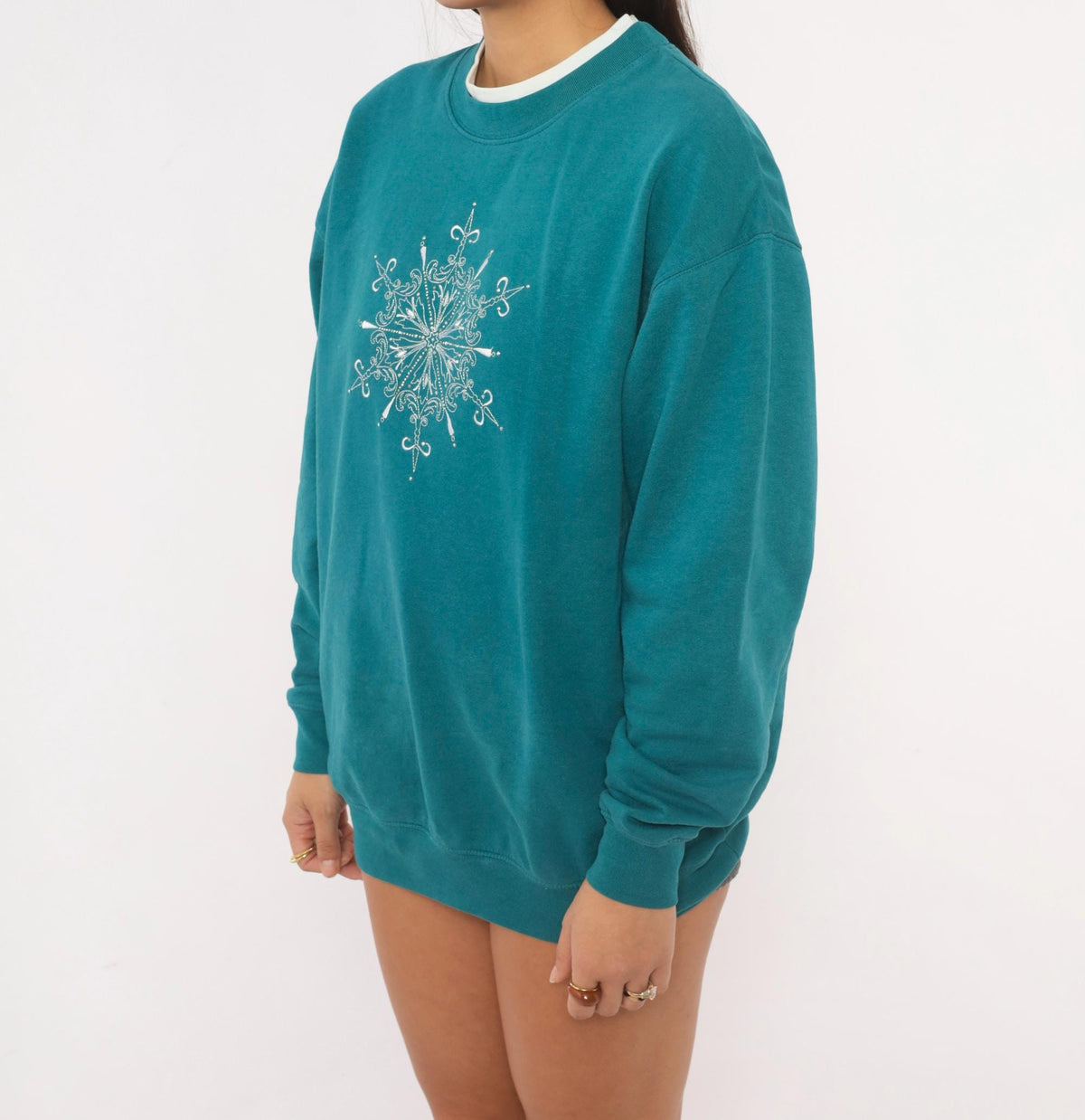 90s M&C Sportswear Teal Snowflake Embroidered Sweatshirt Beaded Crewneck Large L