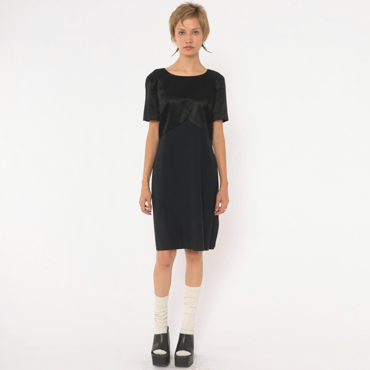 90s Black Satin Bodice Knee-Length Dress Short Sleeve Sheath Medium M