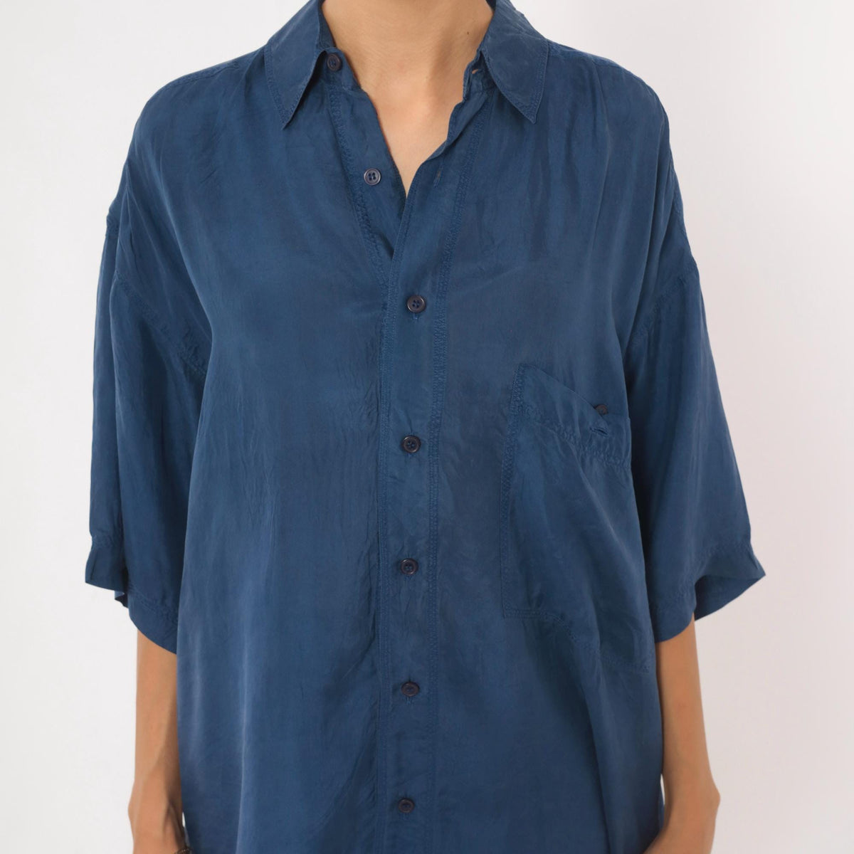 90s Franco Biani Navy Silk Button-Up Shirt Small