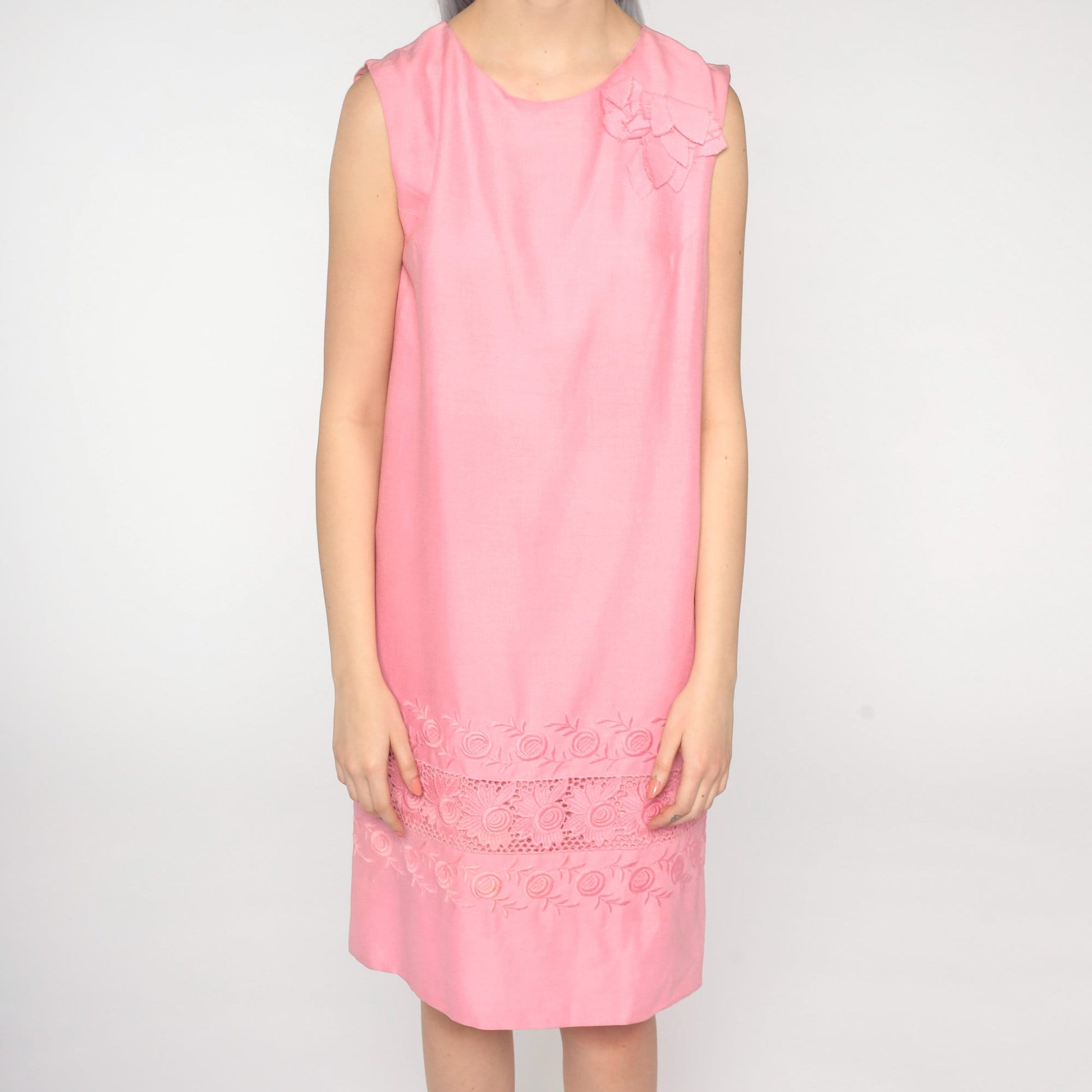 60s Floral Embroidered Shift Mini Dress Pink Sleeveless Small Medium