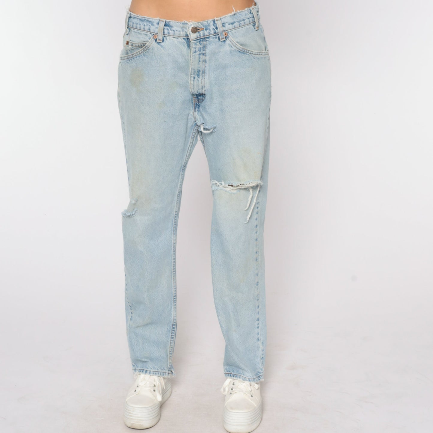Levi's 505 High-Waist Mom Jeans Light Blue Distressed Ripped Denim Medium