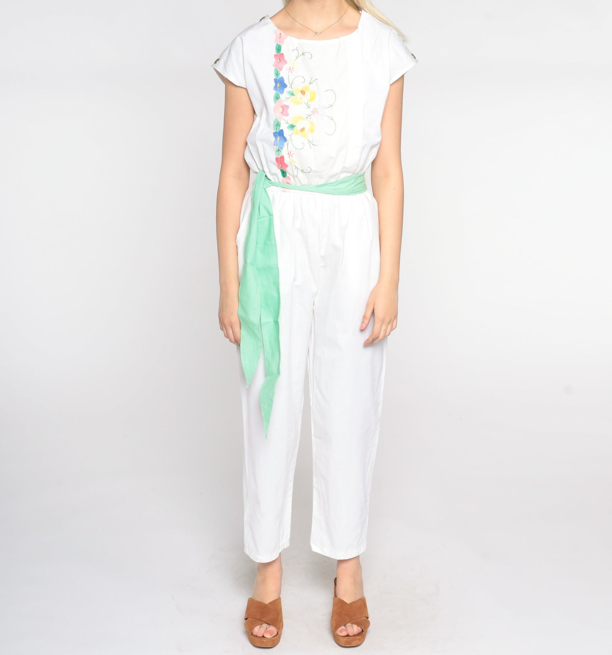 80s White Floral Embroidered Jumpsuit High Waist Tapered Leg Cap Sleeve Medium