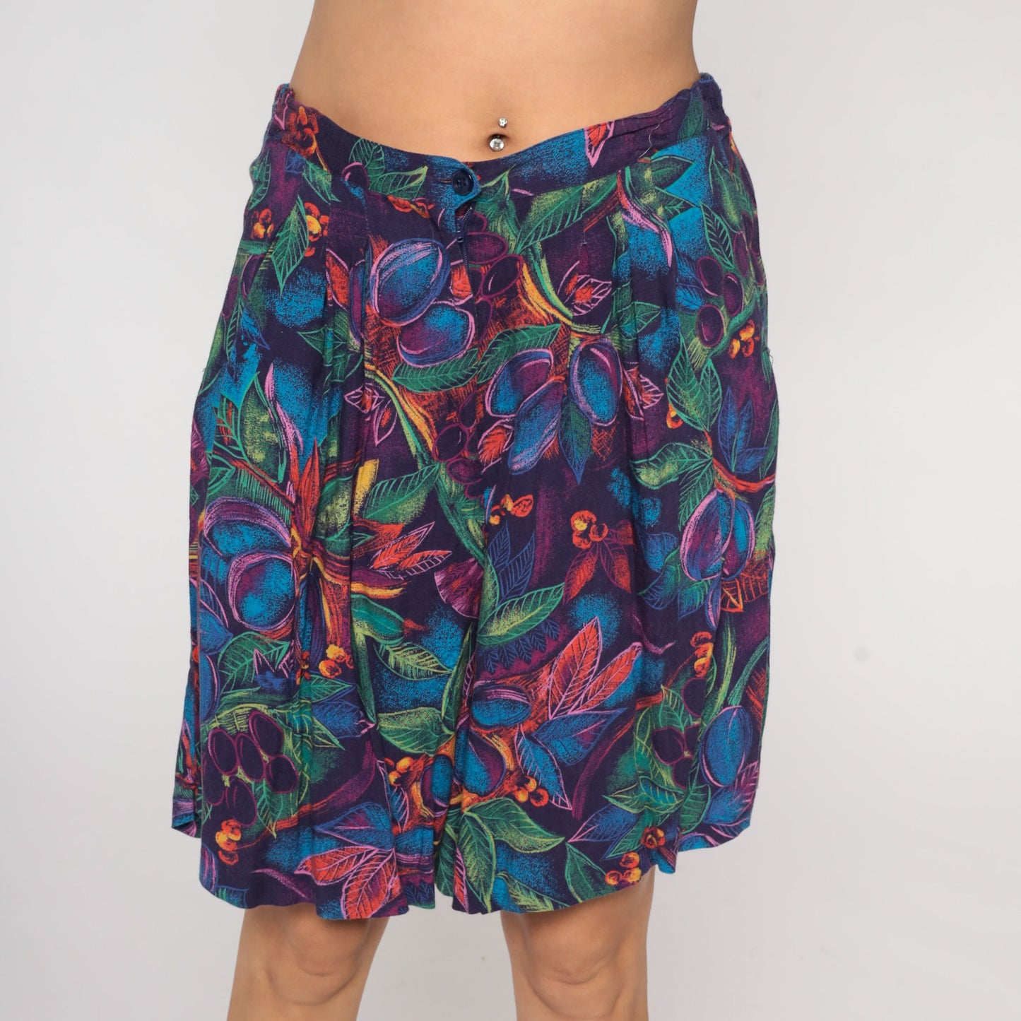 90s Fruit Leaf Print High-Waist Pleated Shorts Rayon Medium M