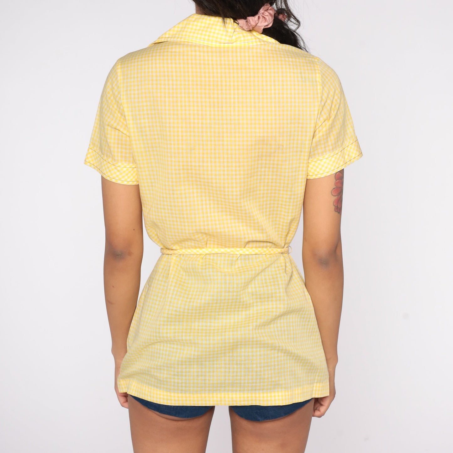 70s Yellow Gingham Embroidered Hobo Bindle Button-Up Shirt Small
