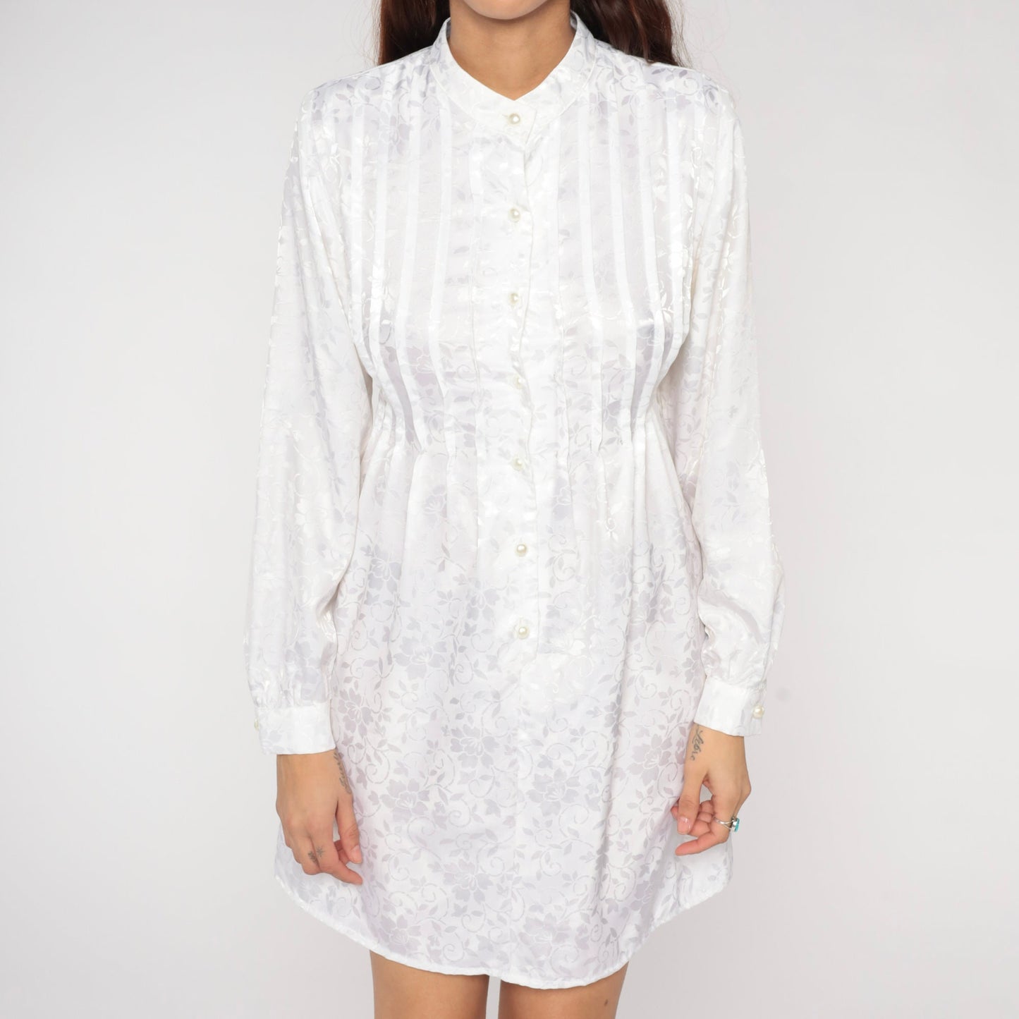80s White Embossed Floral Mini Shirtdress Long Sleeve Pearl Buttons Extra Small