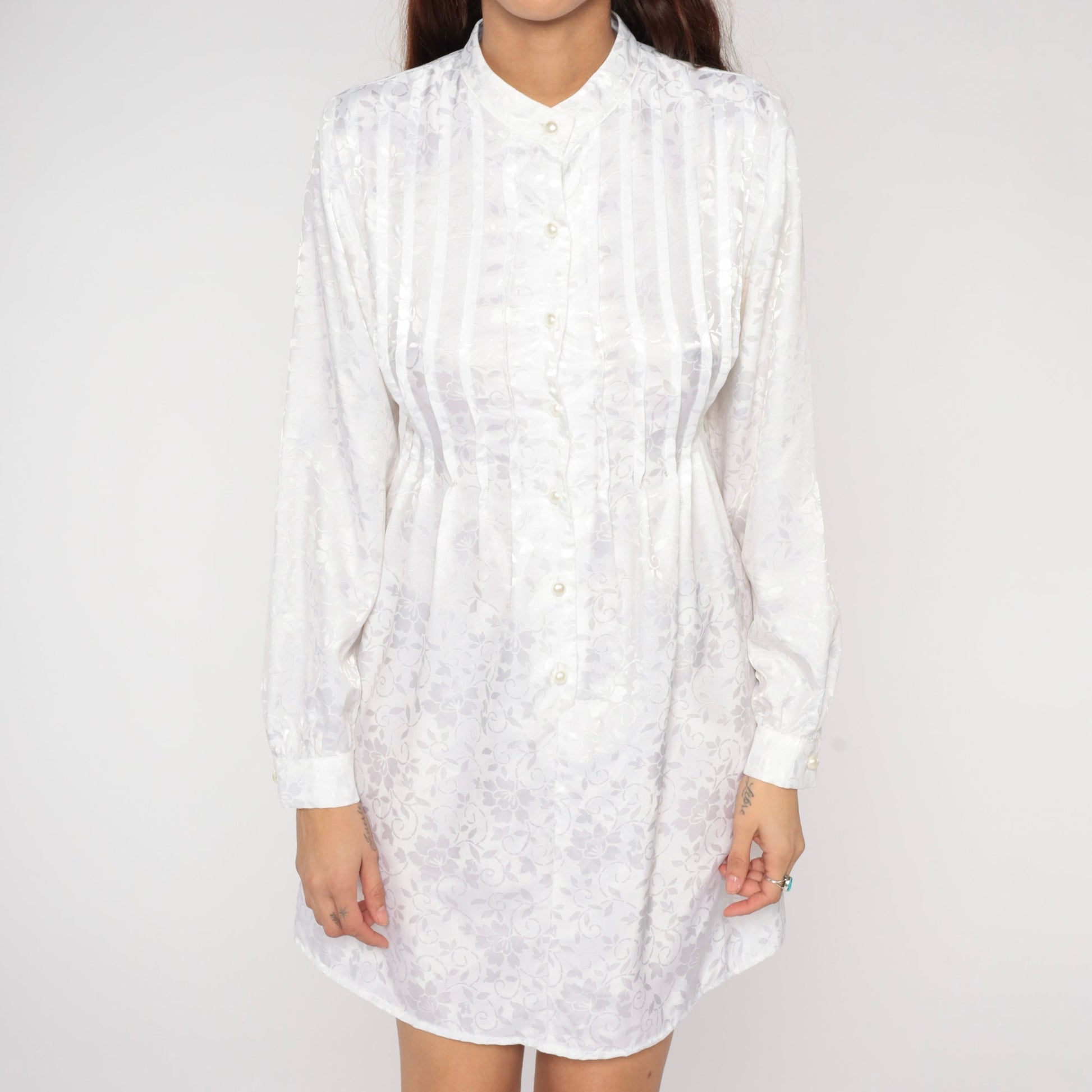 80s White Embossed Floral Mini Shirtdress Long Sleeve Pearl Buttons Extra Small