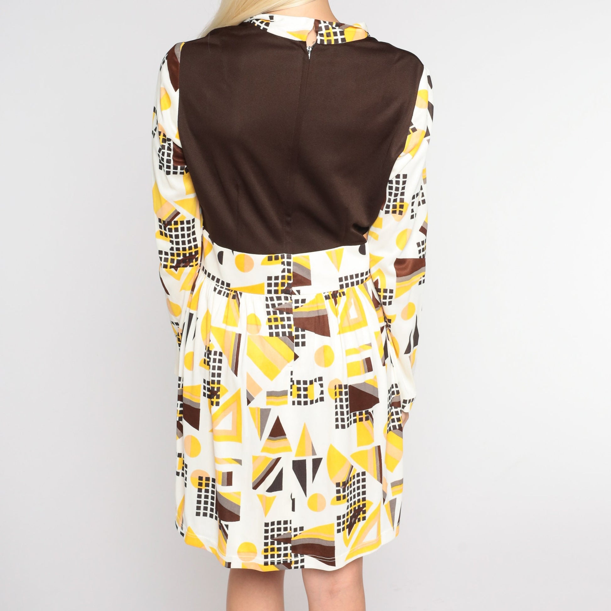 70s Mod Geometric Op Art Mini Dress Collared V-Neck White Brown Medium