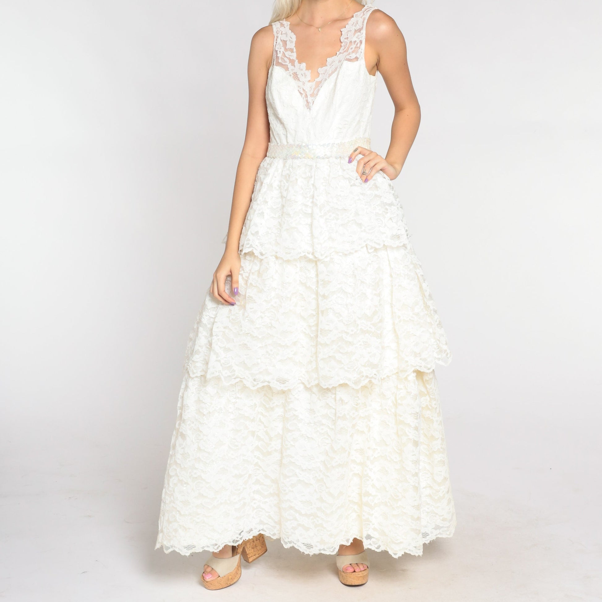 60s White Lace Wedding Dress Maxi Sweetheart Neckline Sequin Waist Extra Small