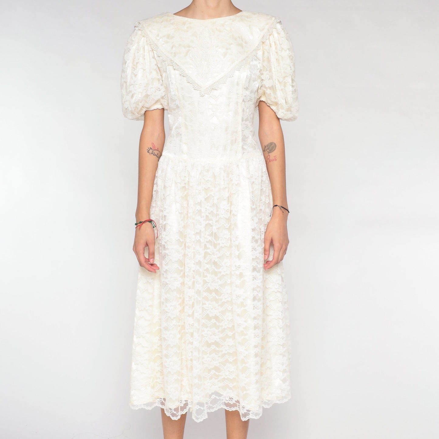 80s Off-White Lace Midi Dress Puff Sleeve Low Back Floral Embroidered Medium