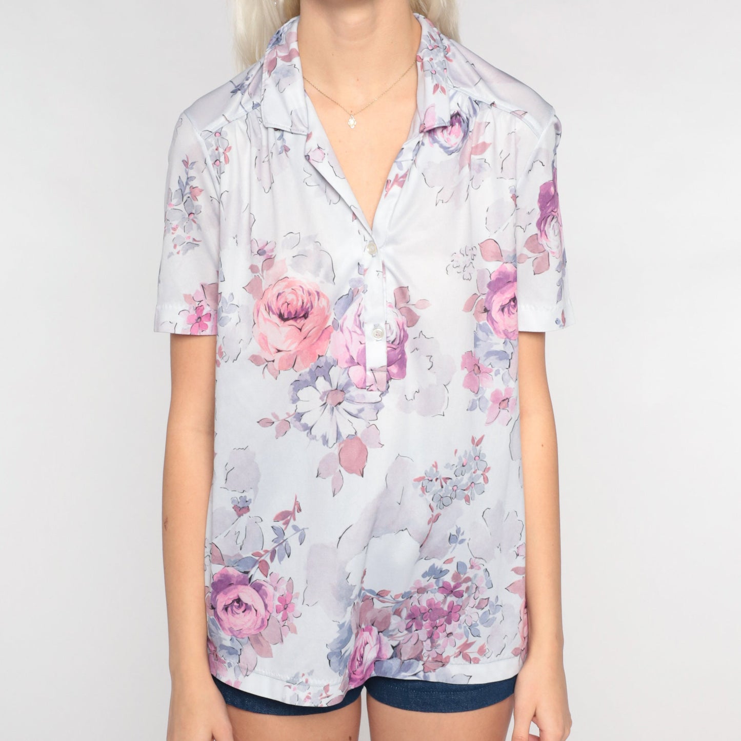 70s Lavender Floral Rose Print Collared Blouse Short Sleeve V Neck Medium Large