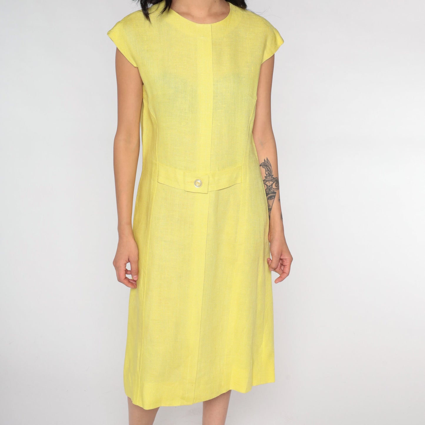 1960s Yellow Linen Shift Dress Cap Sleeve Knee Length Medium