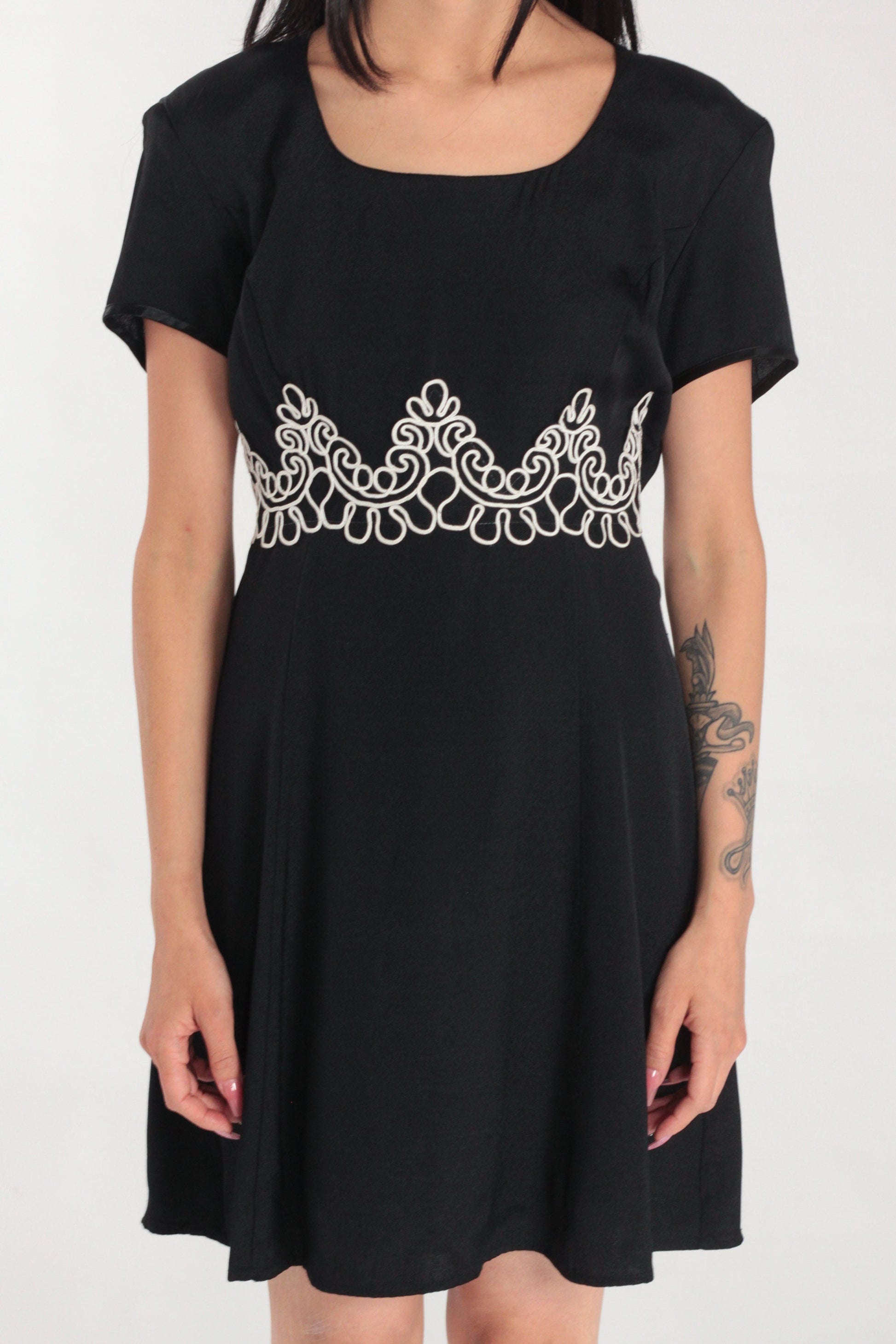 90s Black Mini Dress Soutache Trim Short Sleeve Shift Medium M