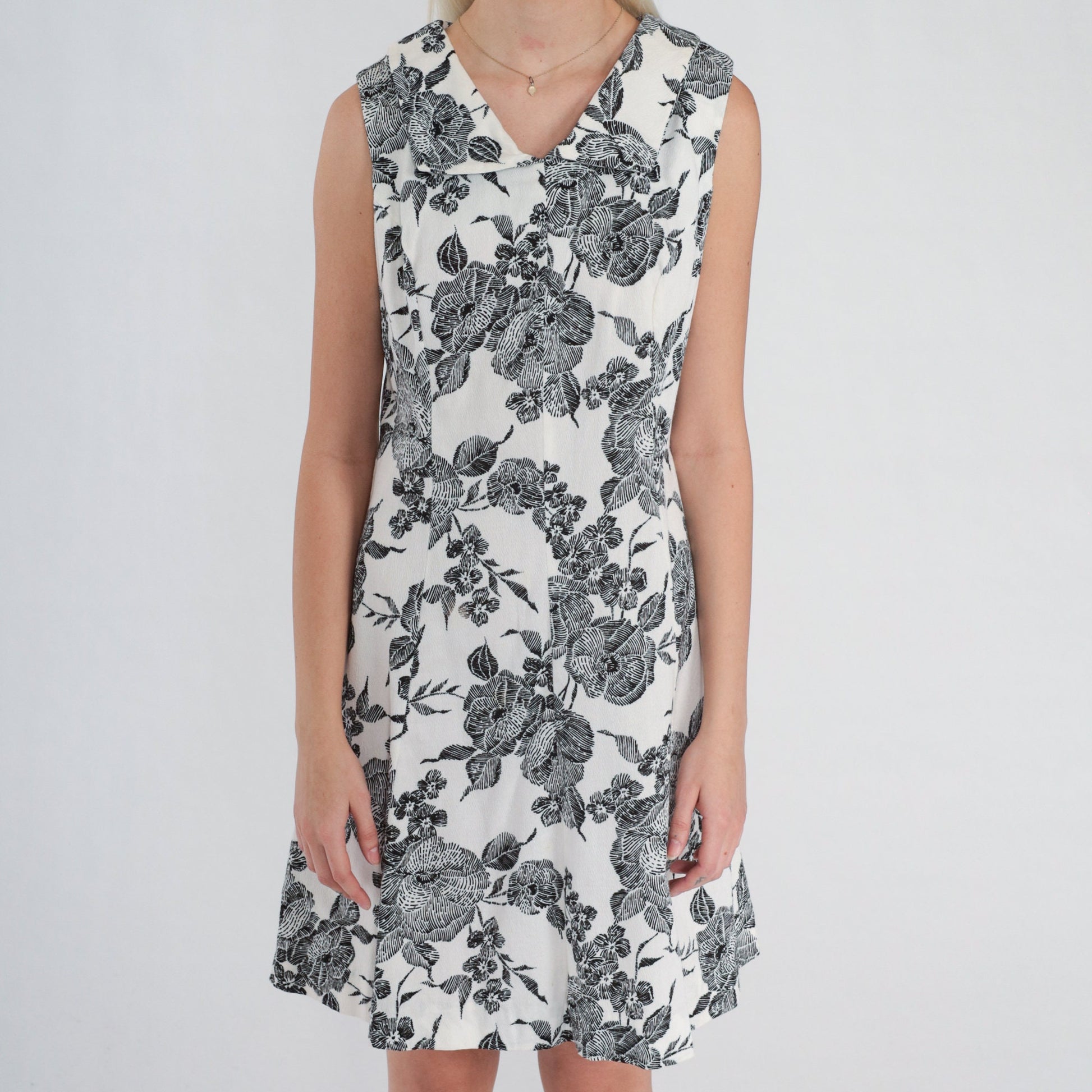 70s Floral Shift Dress Black White Mod Mini Sleeveless Collared Small