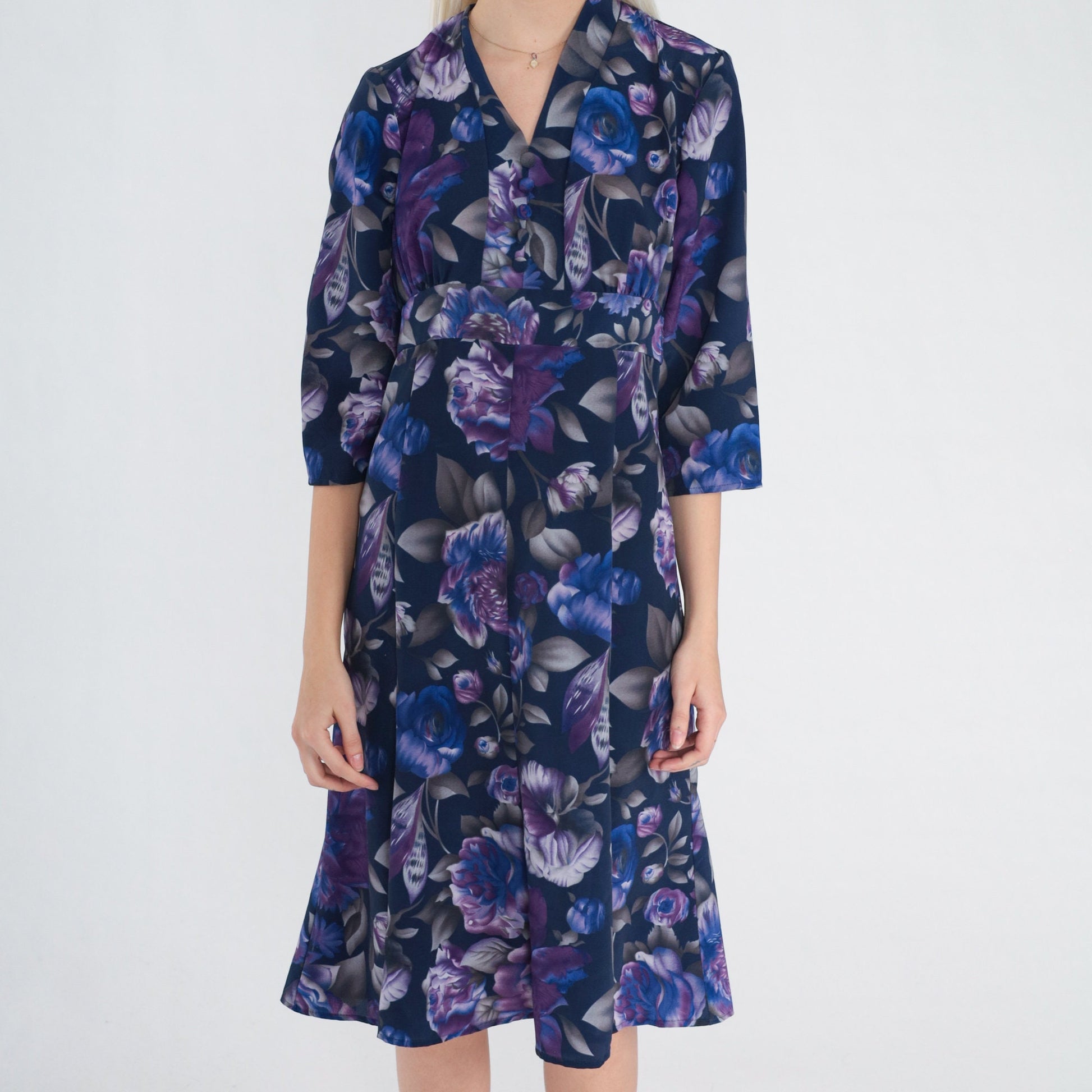 70s Purple Rose Floral Midi Dress Empire Waist V-Neck Button Front Small