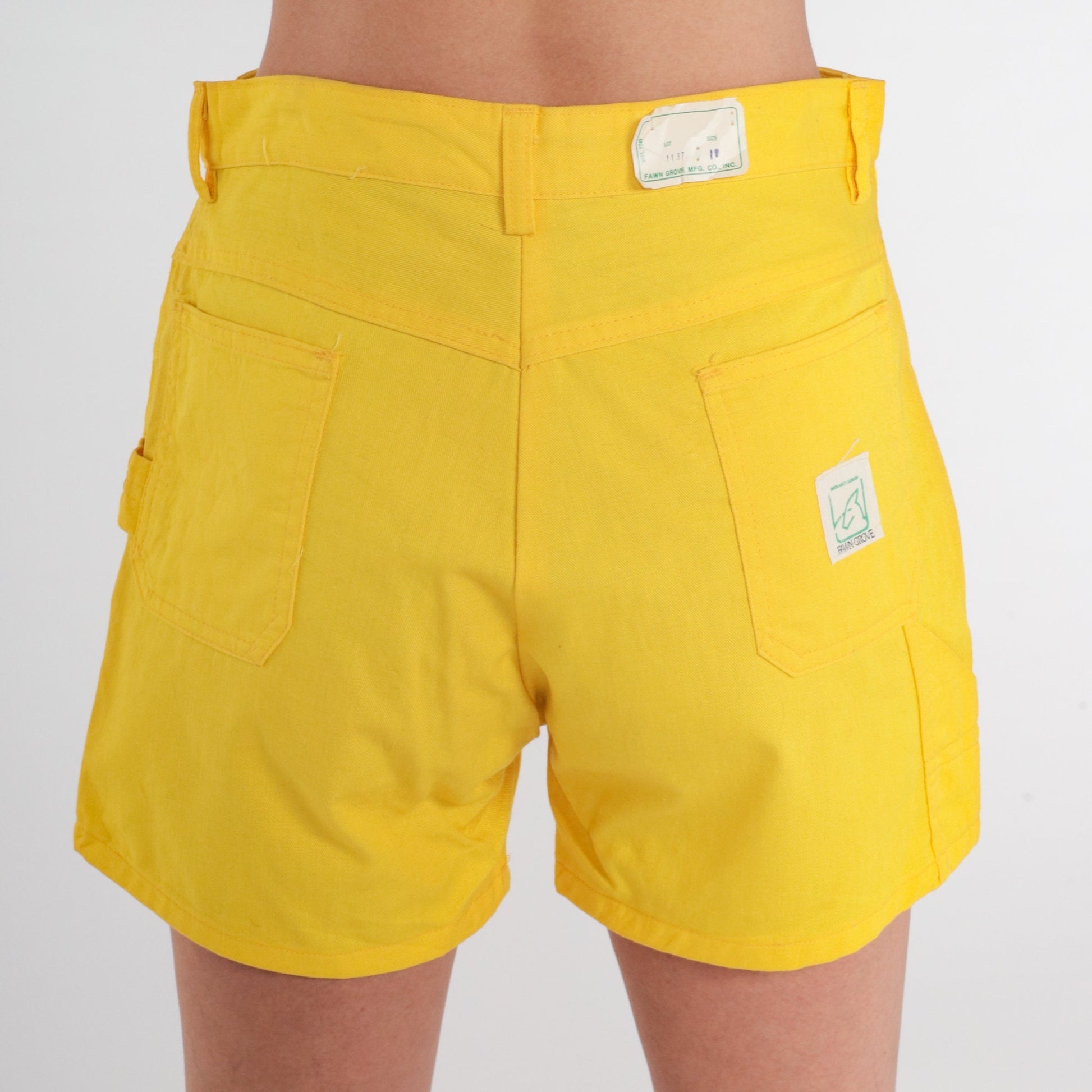 70s Fawn Grove Yellow Cargo Shorts High Rise Cotton Deadstock Small
