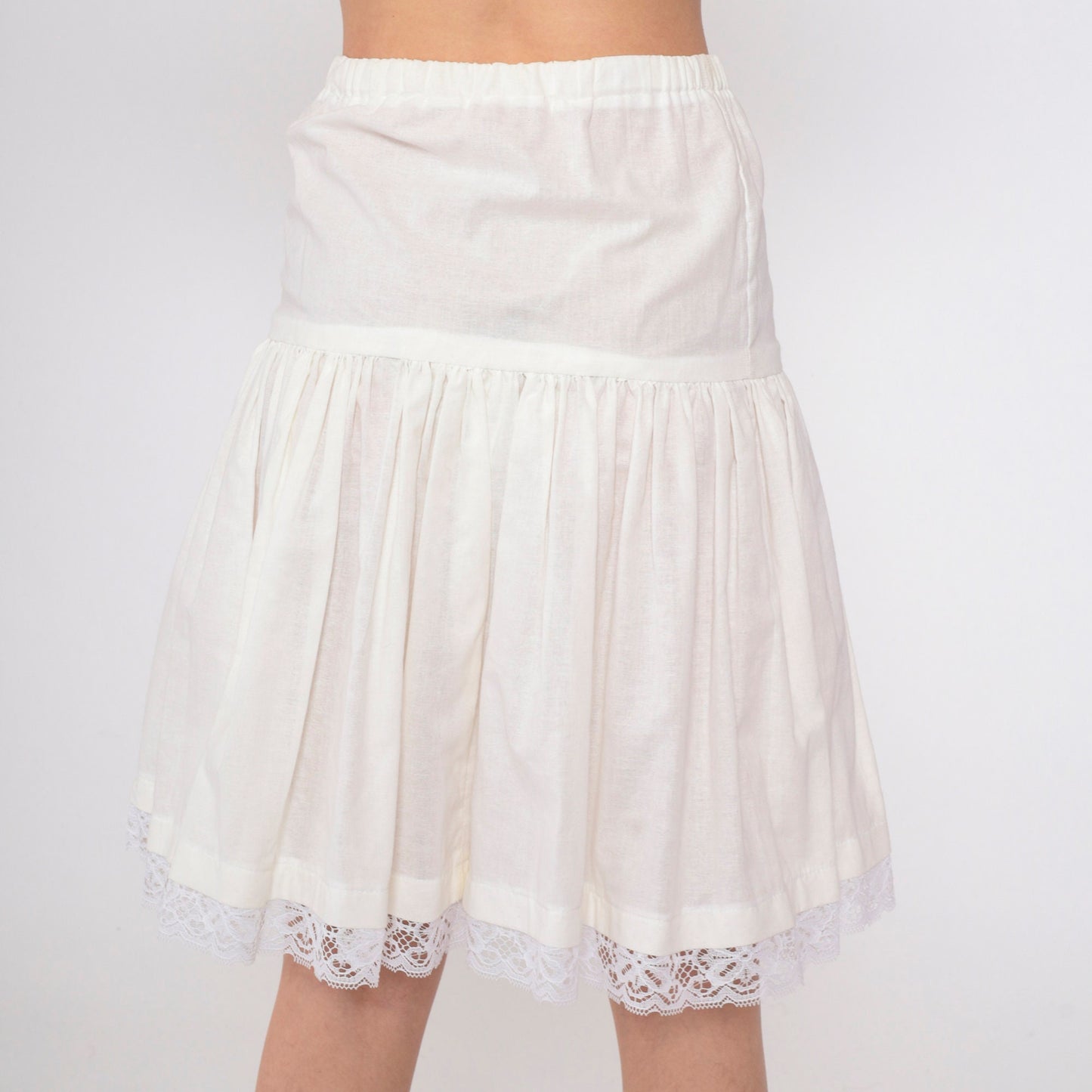 70s White Floral Embroidered Slip Skirt Lace Trim Knee Length Extra Small