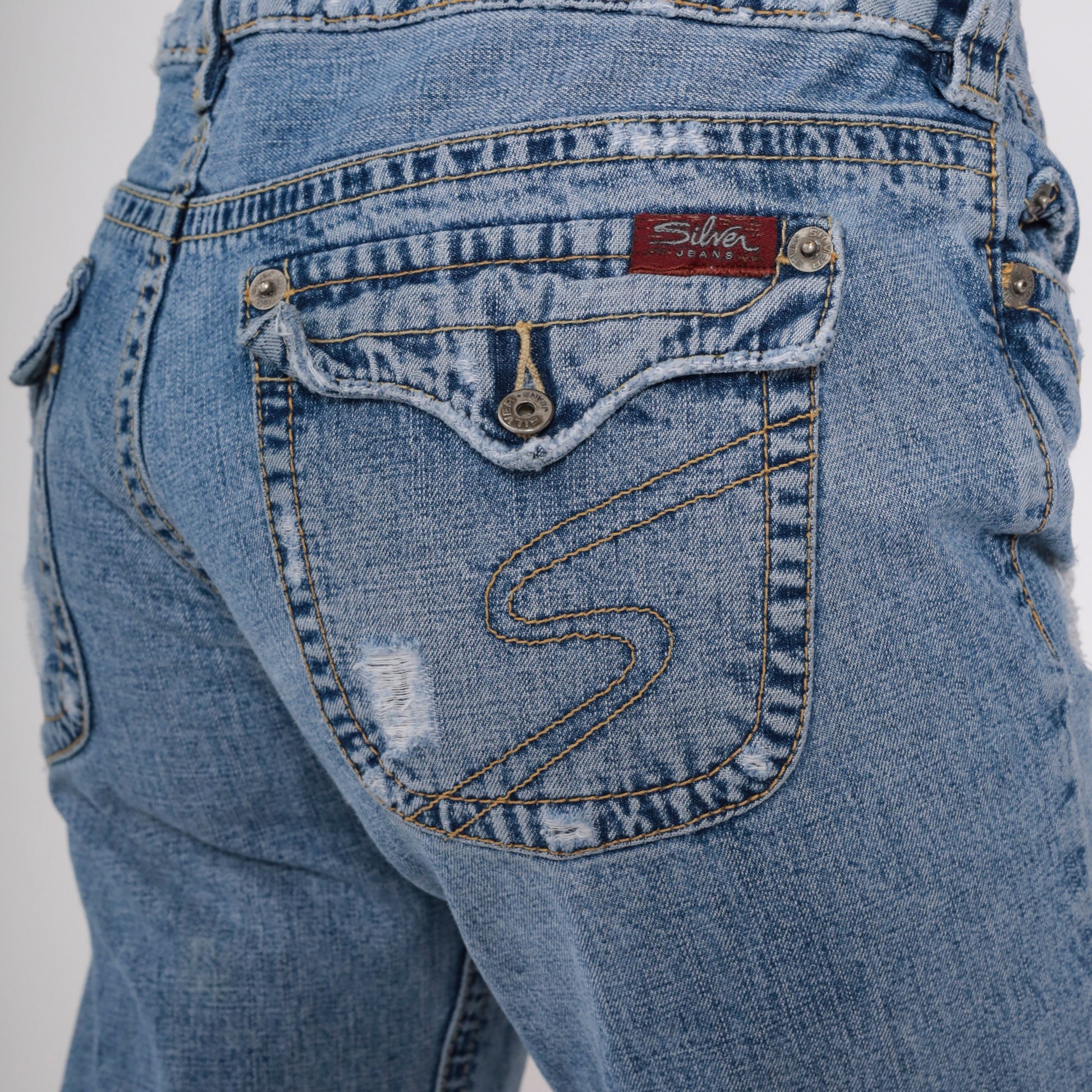Y2K Silver Jeans Low Rise Flared Distressed Blue Denim Knee Rip Medium 29