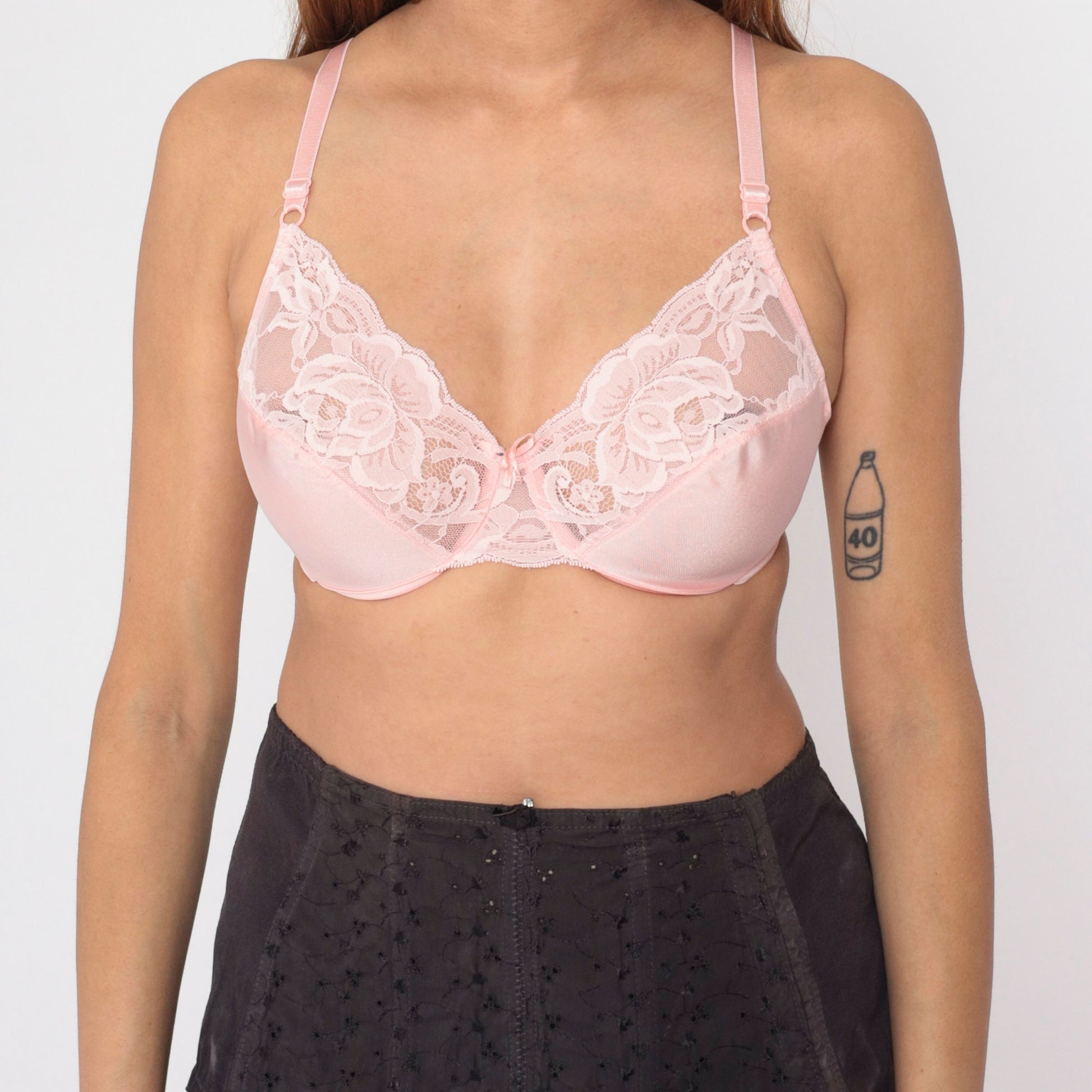 90s Victoria's Secret Baby Pink Lace Underwire Bra 36C