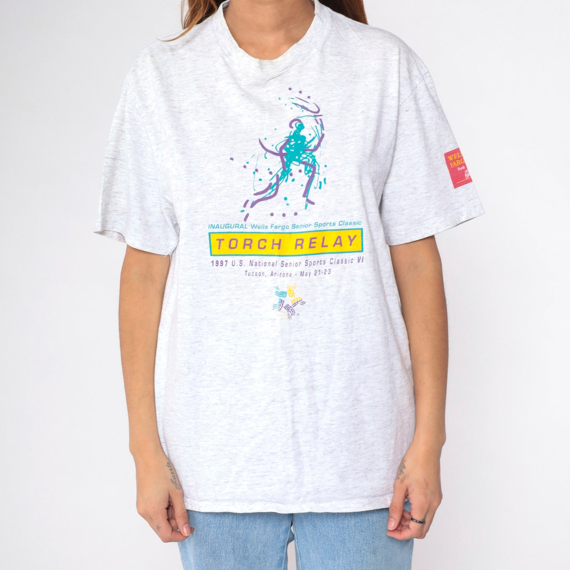 1997 National Senior Sports Classic VI Wells Fargo Torch Relay Graphic Tee Heather Grey Large