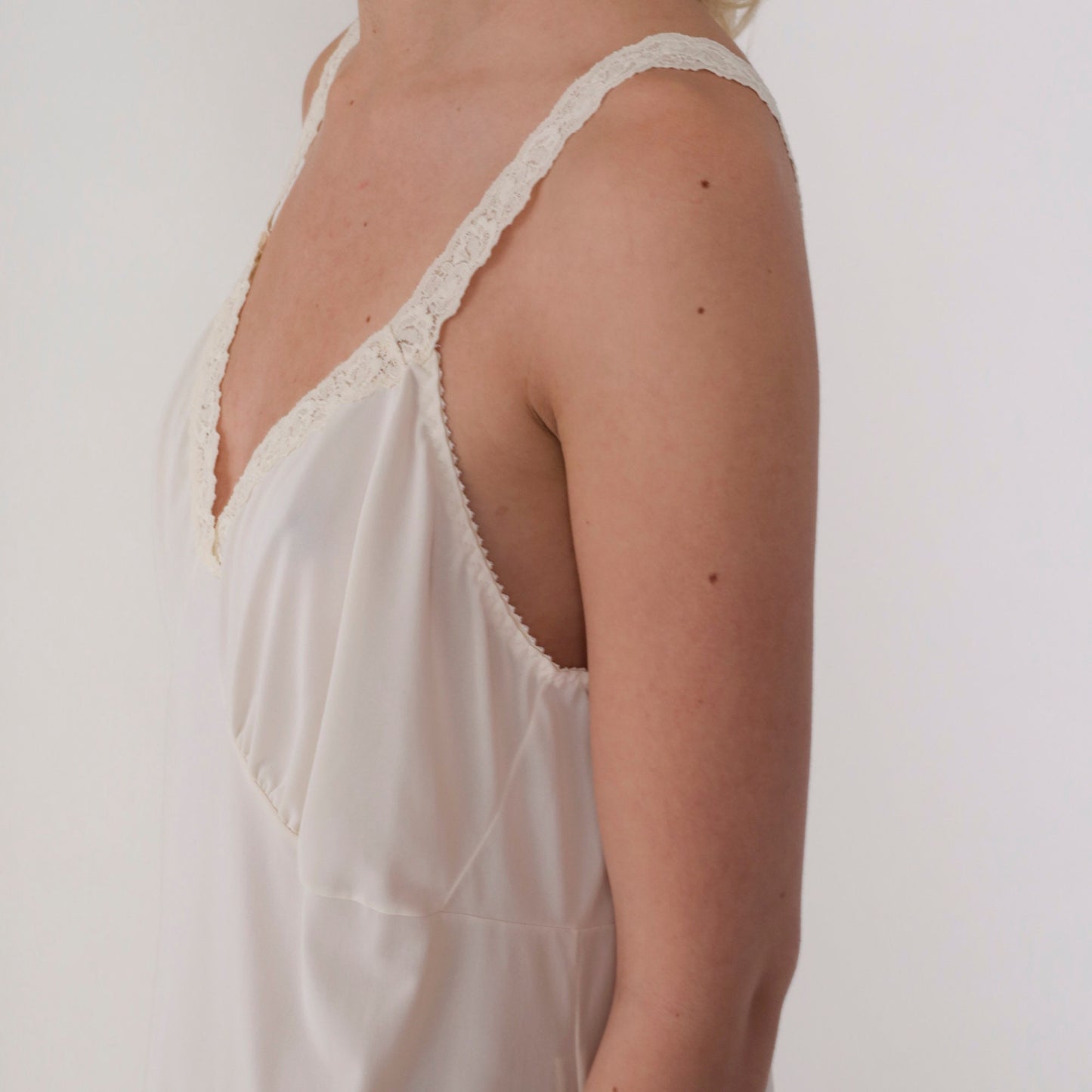 80s White Slip Dress Lace Trim Empire Waist Knee Length Large