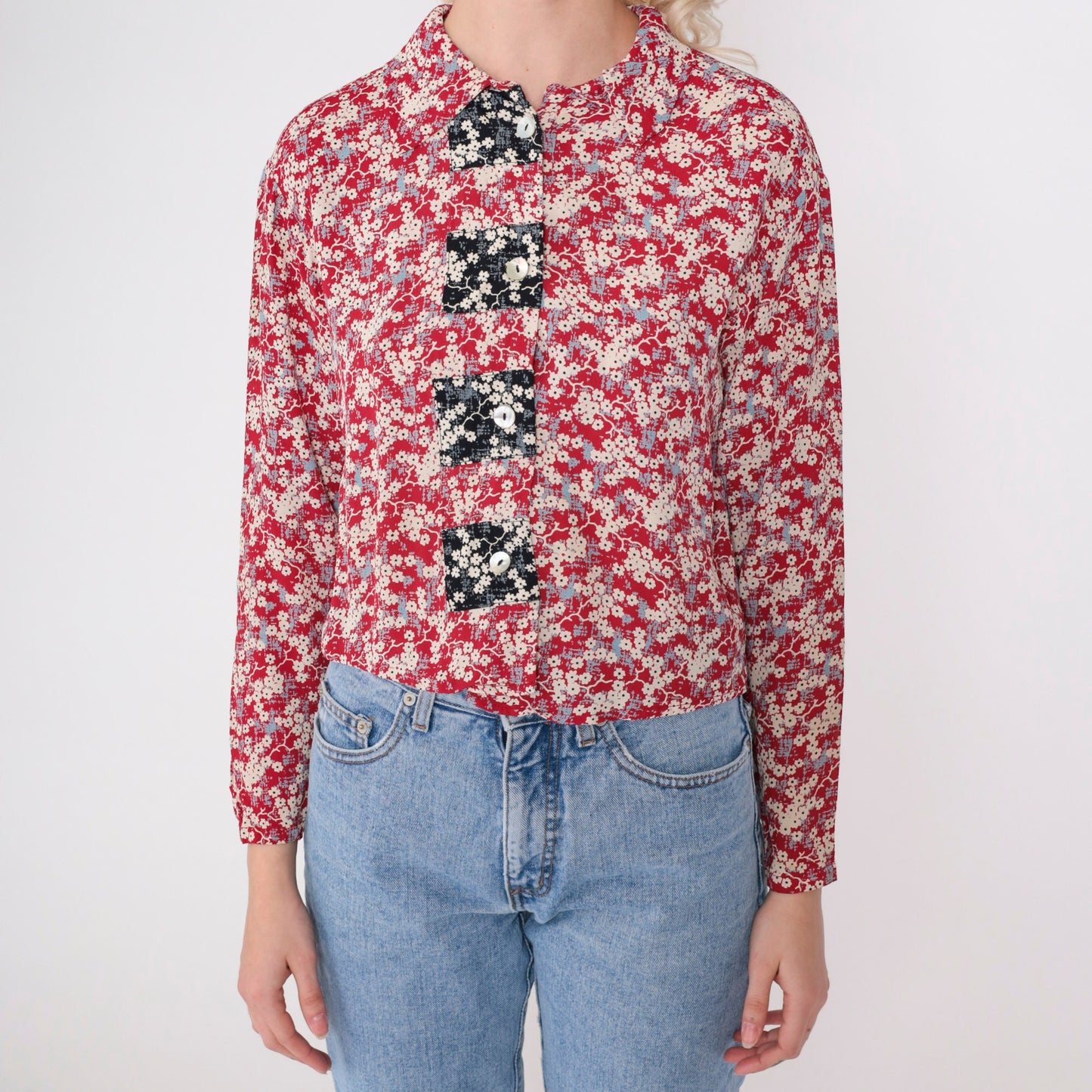 90s Red Floral Cherry Blossom Button-Up Blouse Long Sleeve Collared Small