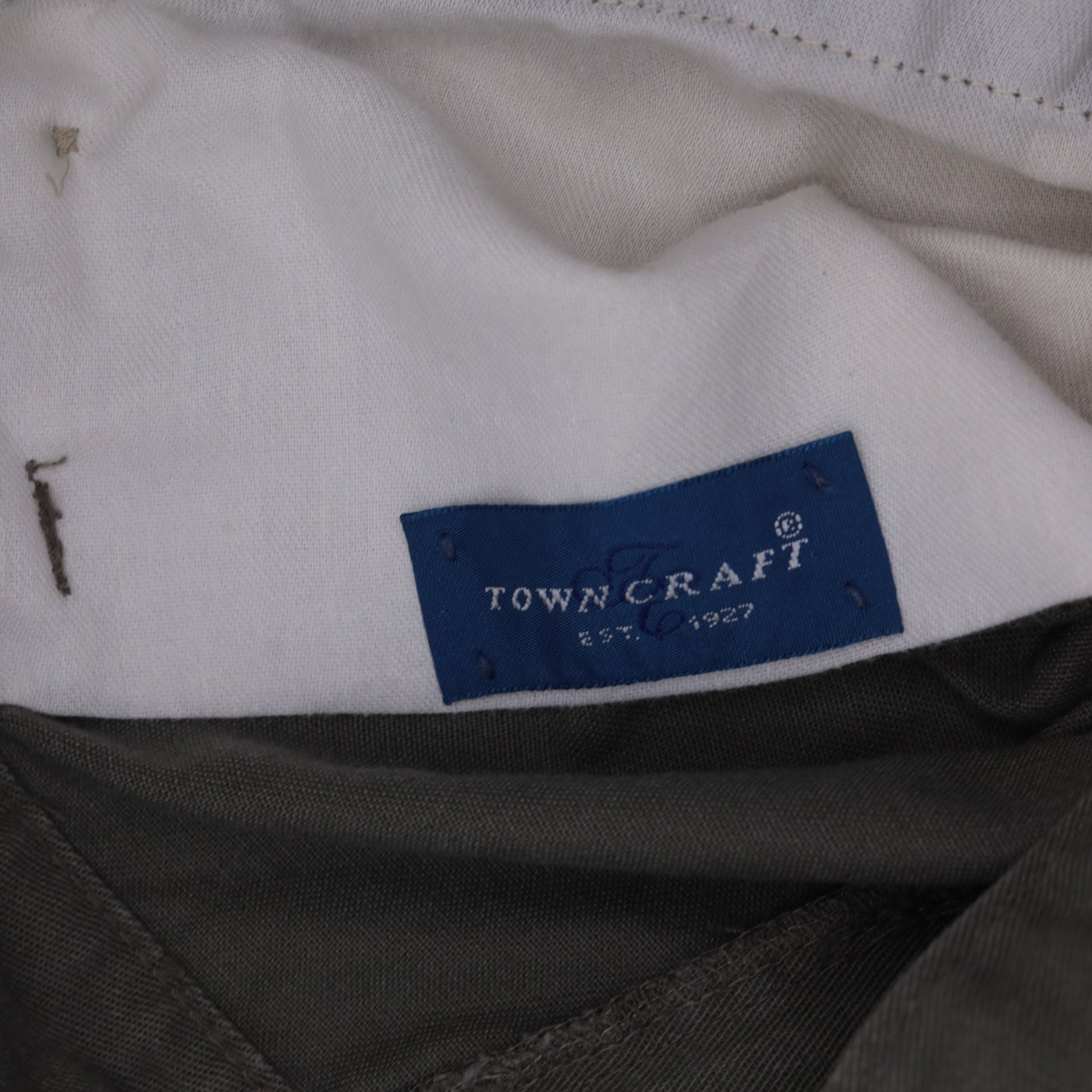 00s Taupe High-Waisted Trouser Shorts Cotton Blend W32 Medium