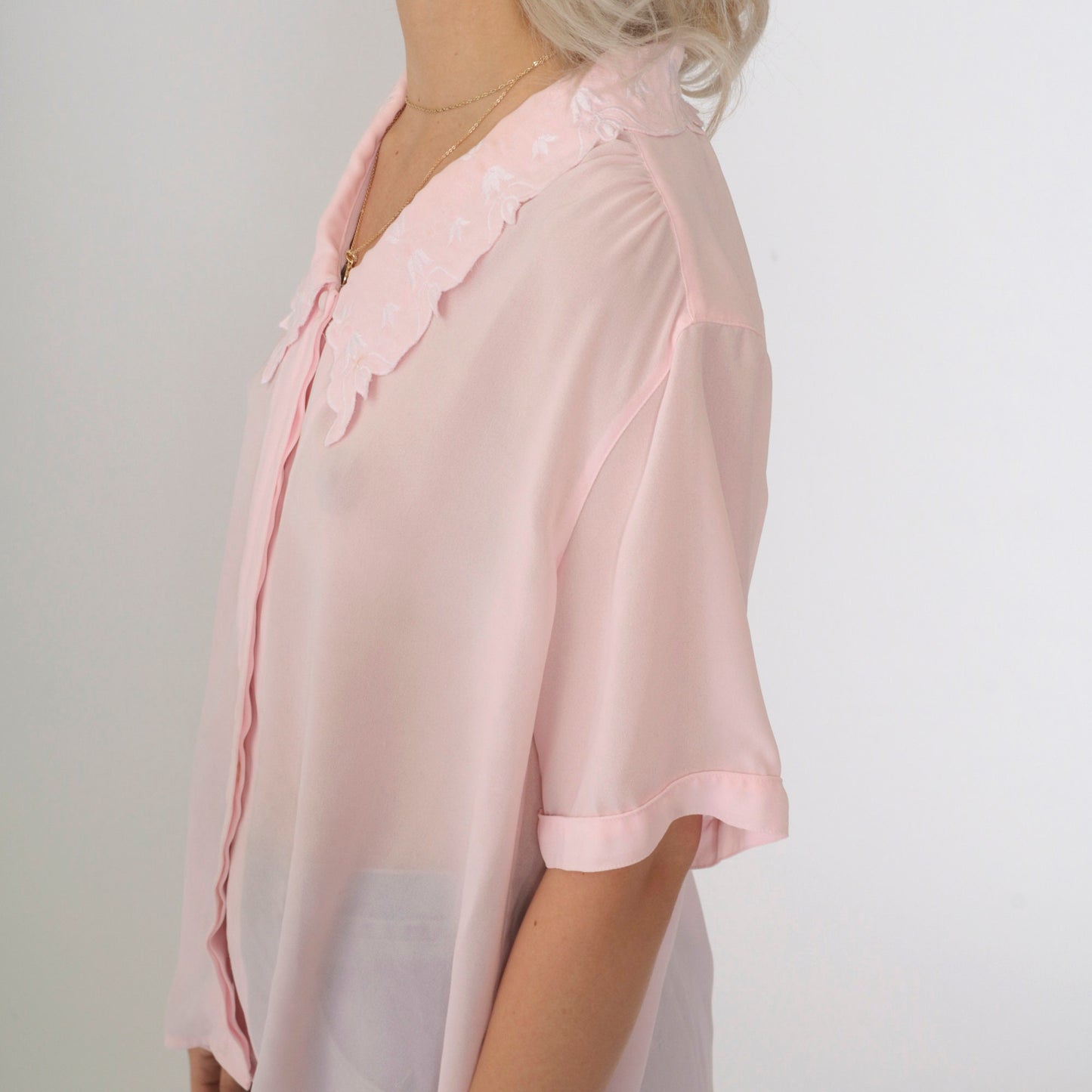 90s Sheer Pink Blouse Embroidered Collar Floral Button Up Short Sleeve Extra Large