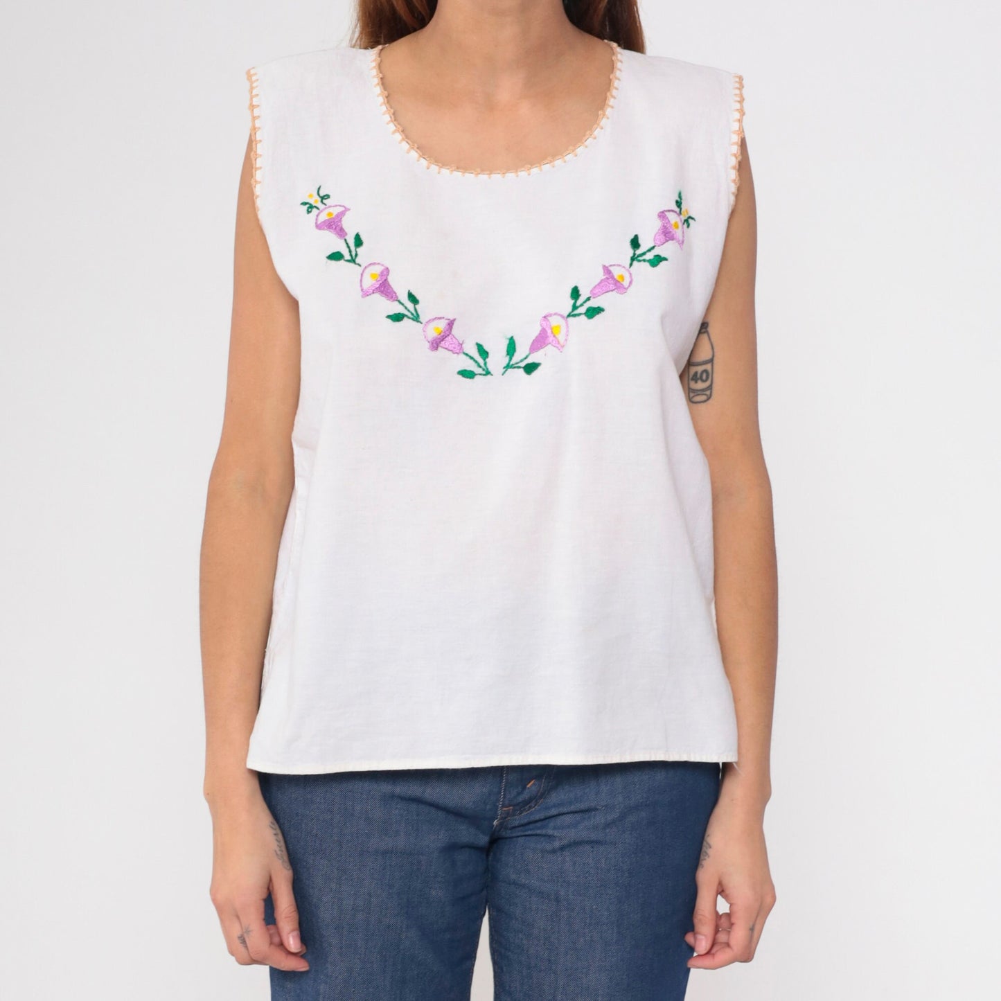 90s White Floral Embroidered Tank Top Scoop Neck Sleeveless Medium