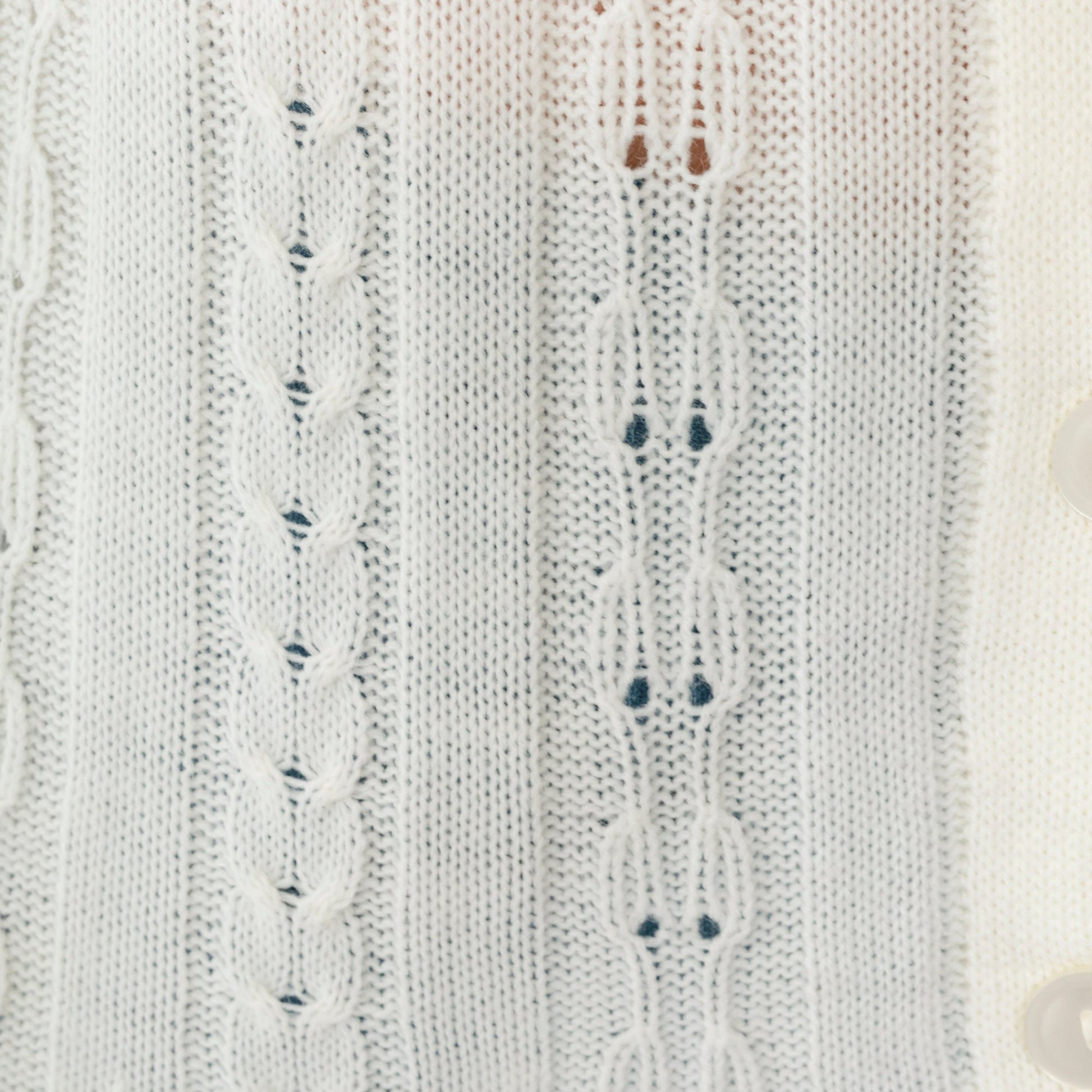 70s White Pointelle Cardigan Open Weave Knit Button Up Raglan Medium