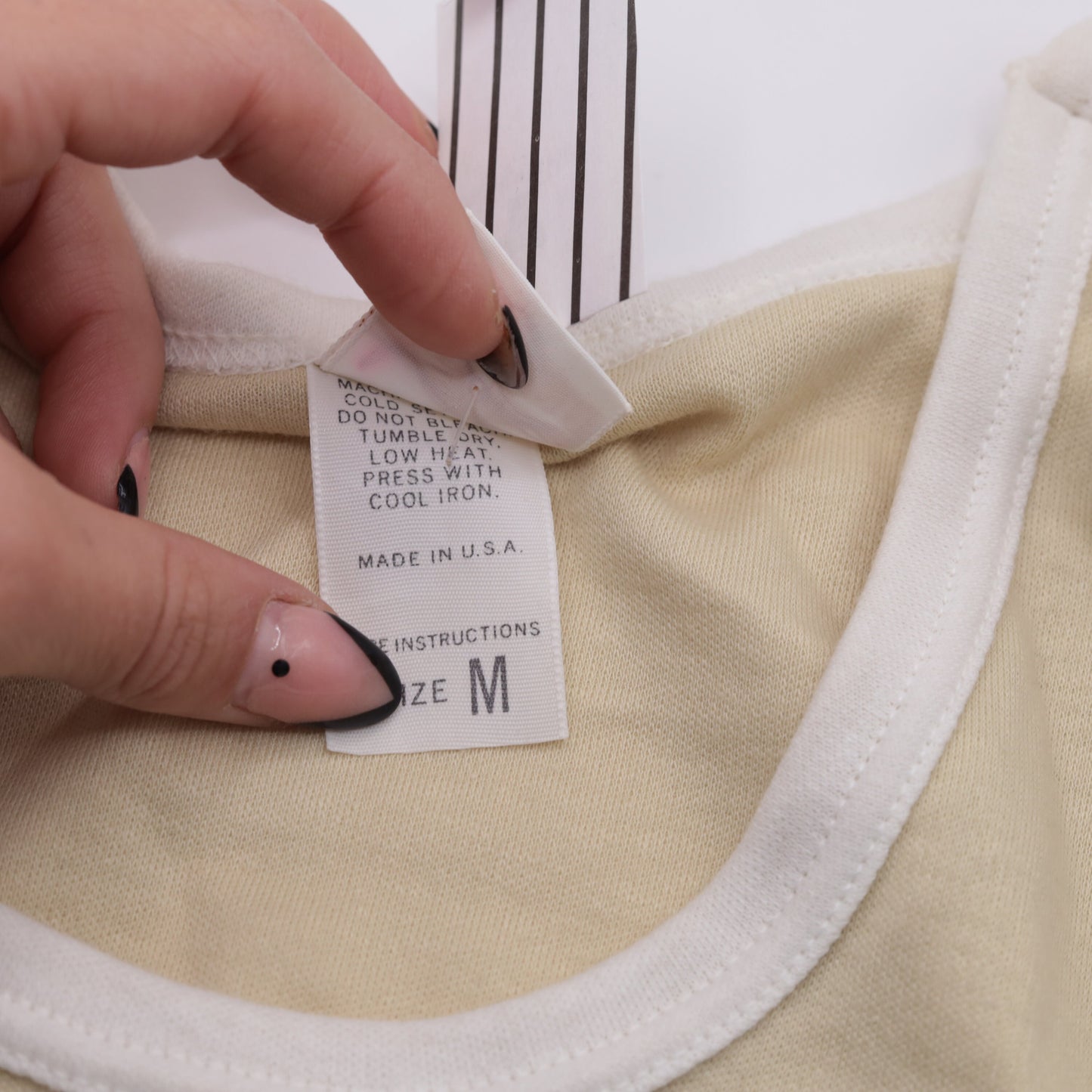 80s Jantzen Beige Tank Top Ringer Trim Scoop Neck Small