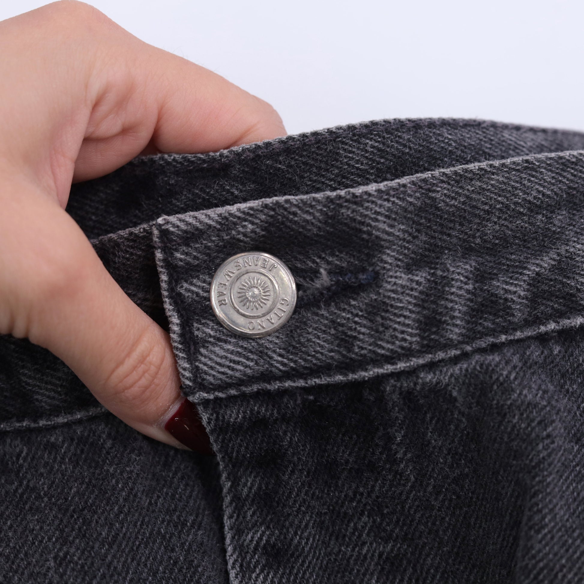 90s Gitano Black Denim High-Rise Tapered Mom Jeans Medium 31