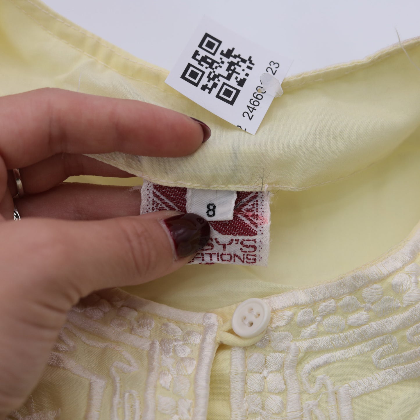 90s Yellow Floral Embroidered Button-Up Blouse 3/4 Sleeve Medium