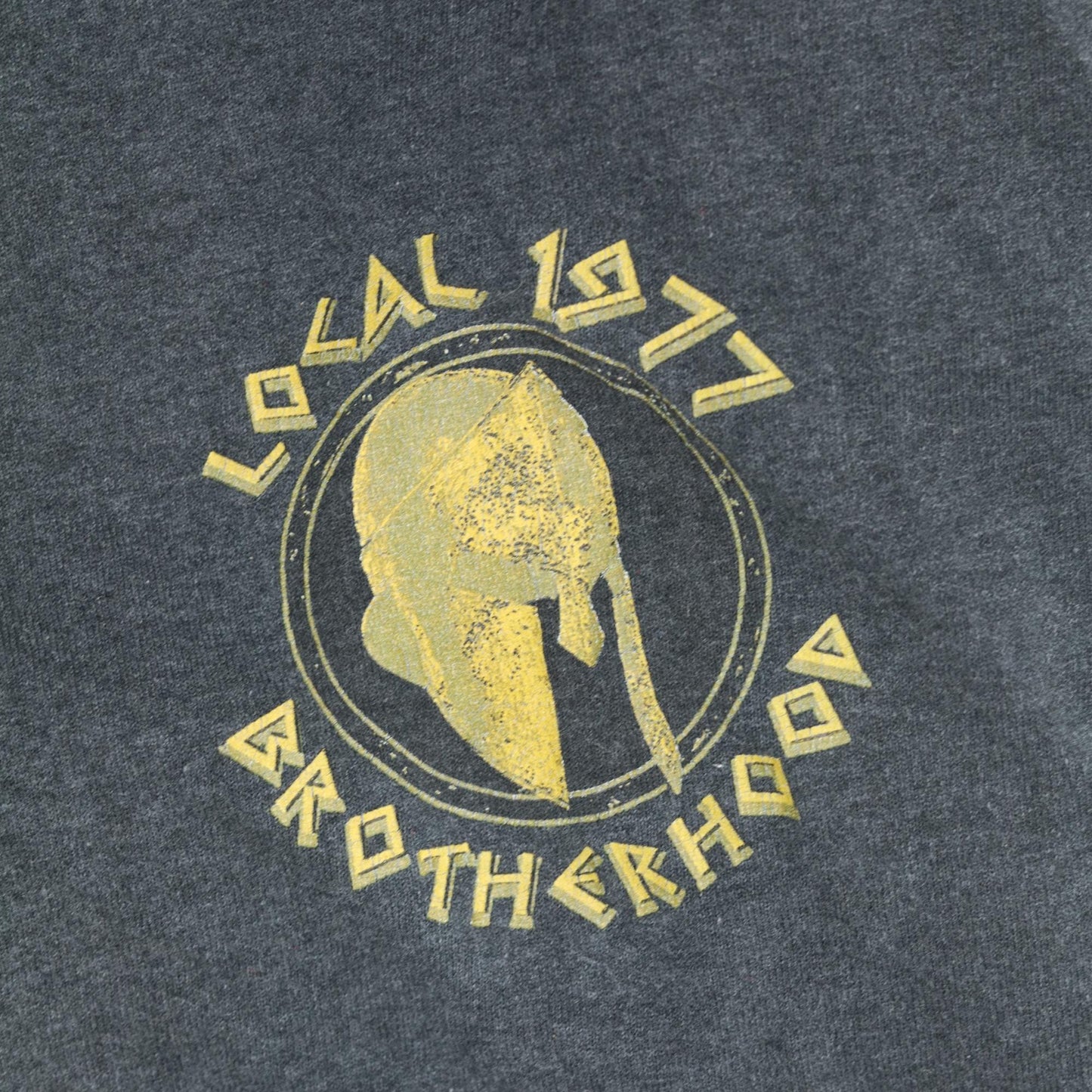 90s Carpenter T-Shirt Spartan Helmet Labor Omnia Vincit Gold Charcoal Large L