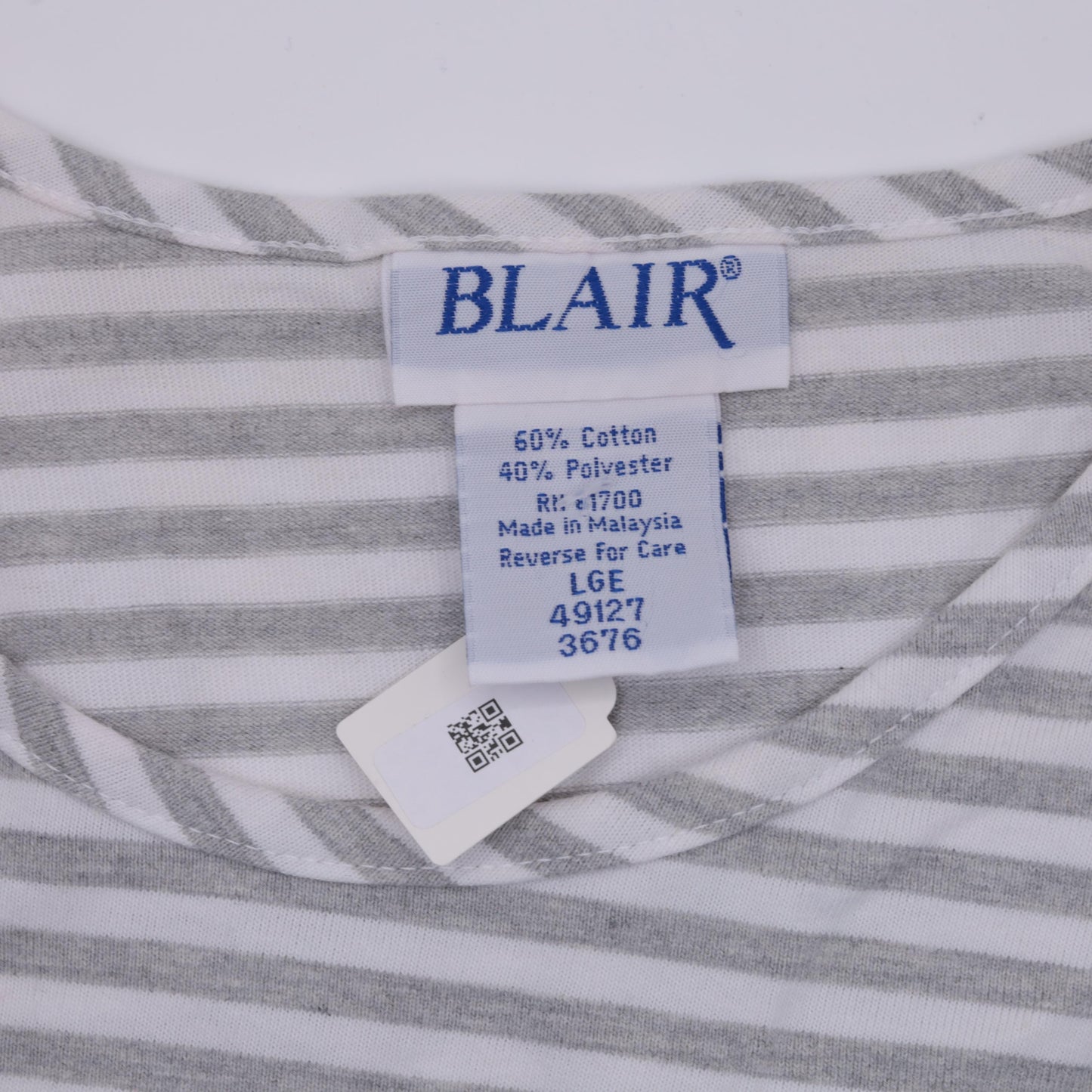 90s Grey & White Striped T-Shirt Cotton Blend Crewneck Large
