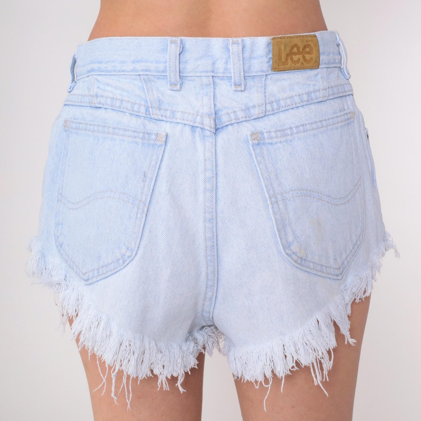 90s Lee Denim Cut-Off Shorts Light Blue High-Waisted Small S