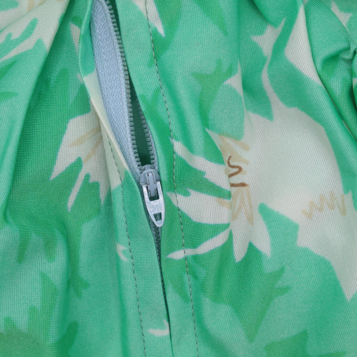 70s Abstract Chicken Print Midi Jumpsuit Green Button-Up Shirtdress Medium