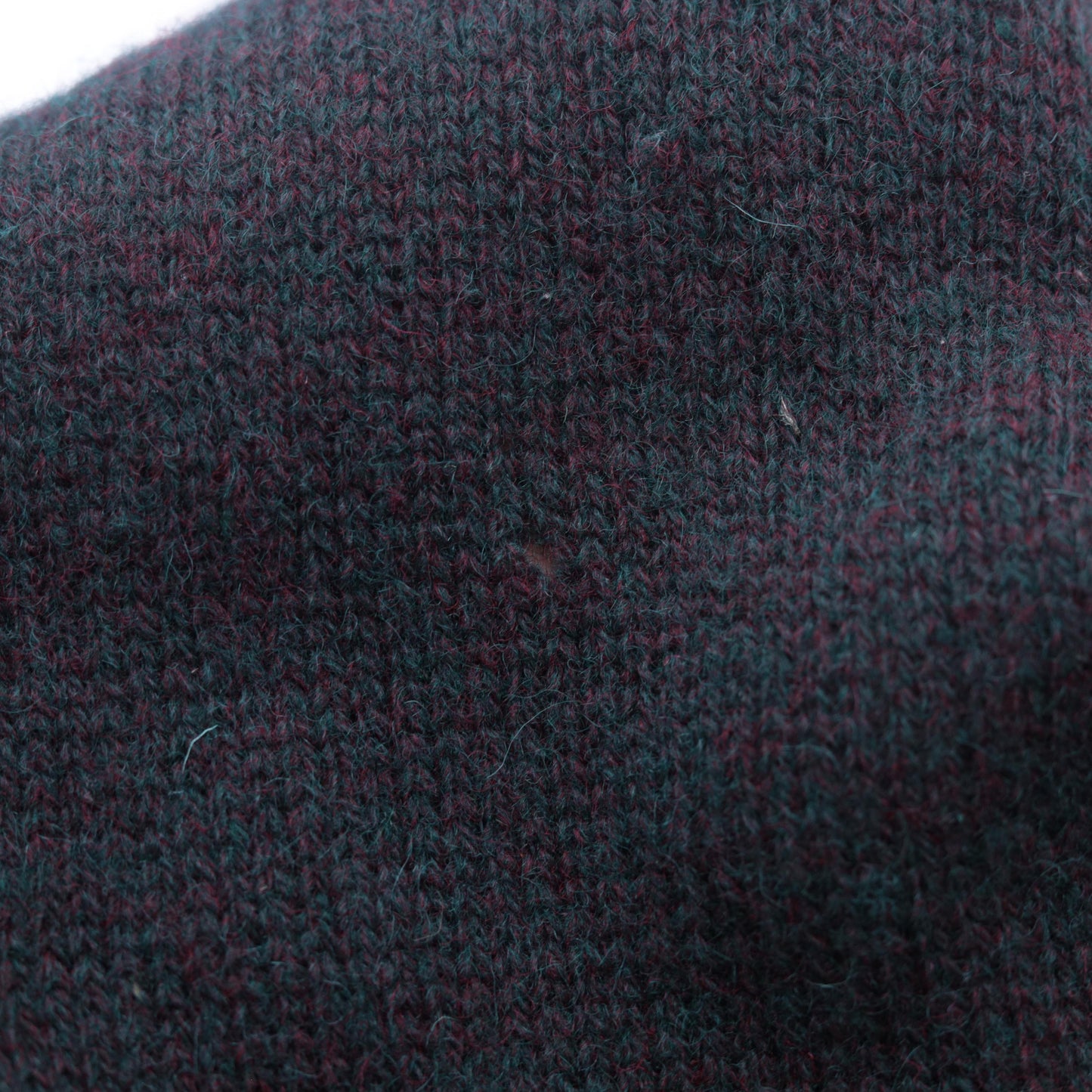 90s Hunting Horn Classics Shetland Wool Sweater Flecked Red Green Crest Medium