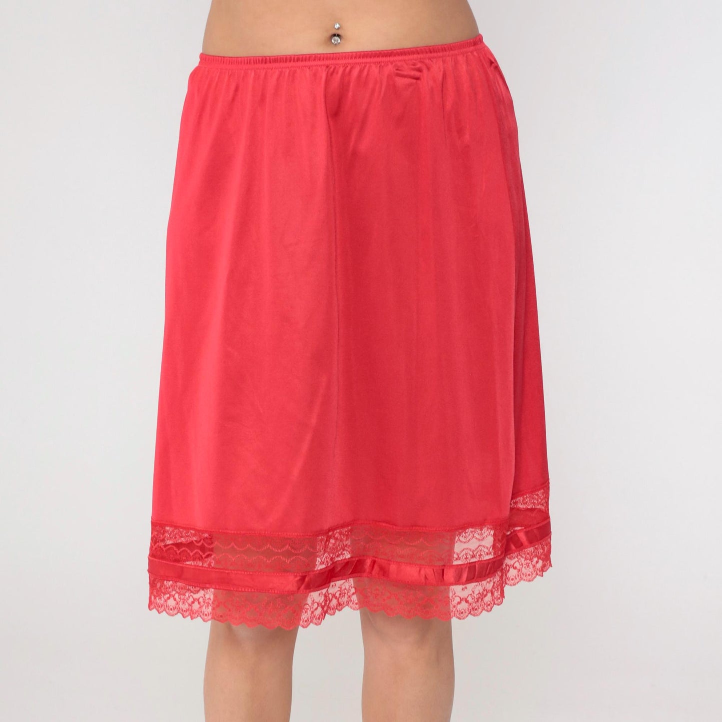 80s Vanity Fair Red Lace Half Slip Knee-Length Nylon Medium