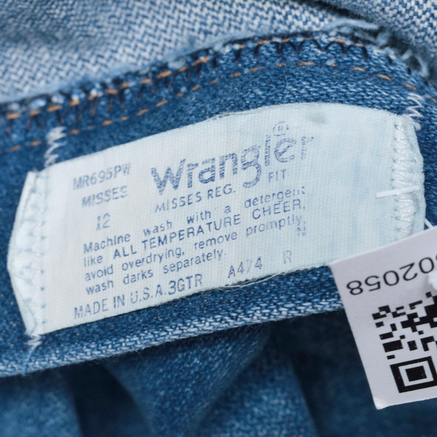 80s Wrangler High Waisted Tapered Jeans Blue Straight Leg Small