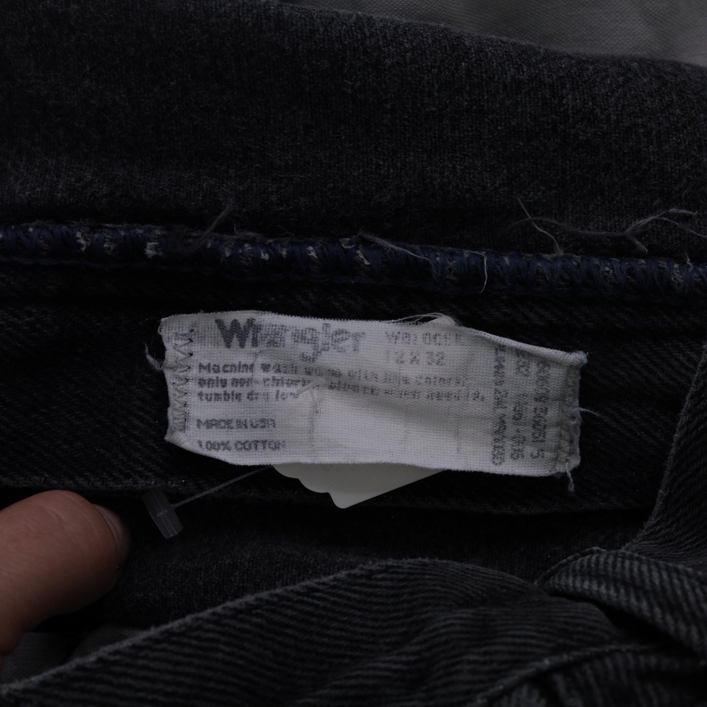 90s Wrangler Black Denim Jeans High Rise Tapered Leg Women's 12