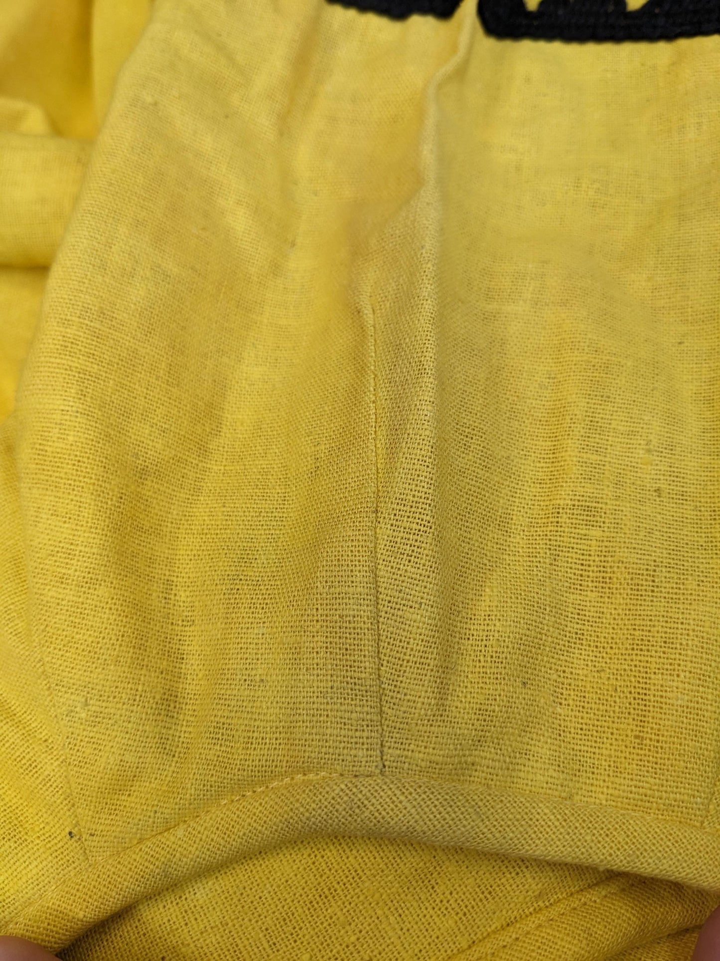 1960s Mod Yellow Shift Dress Bell Sleeve Black Crochet Trim Knee-Length Small