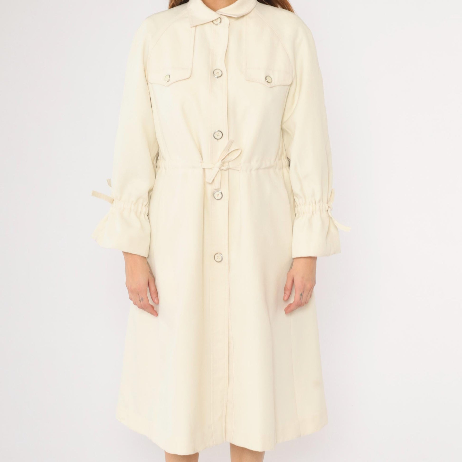 70s Cream Trench Coat Drawstring Waist Pointed Collar Button Front Medium