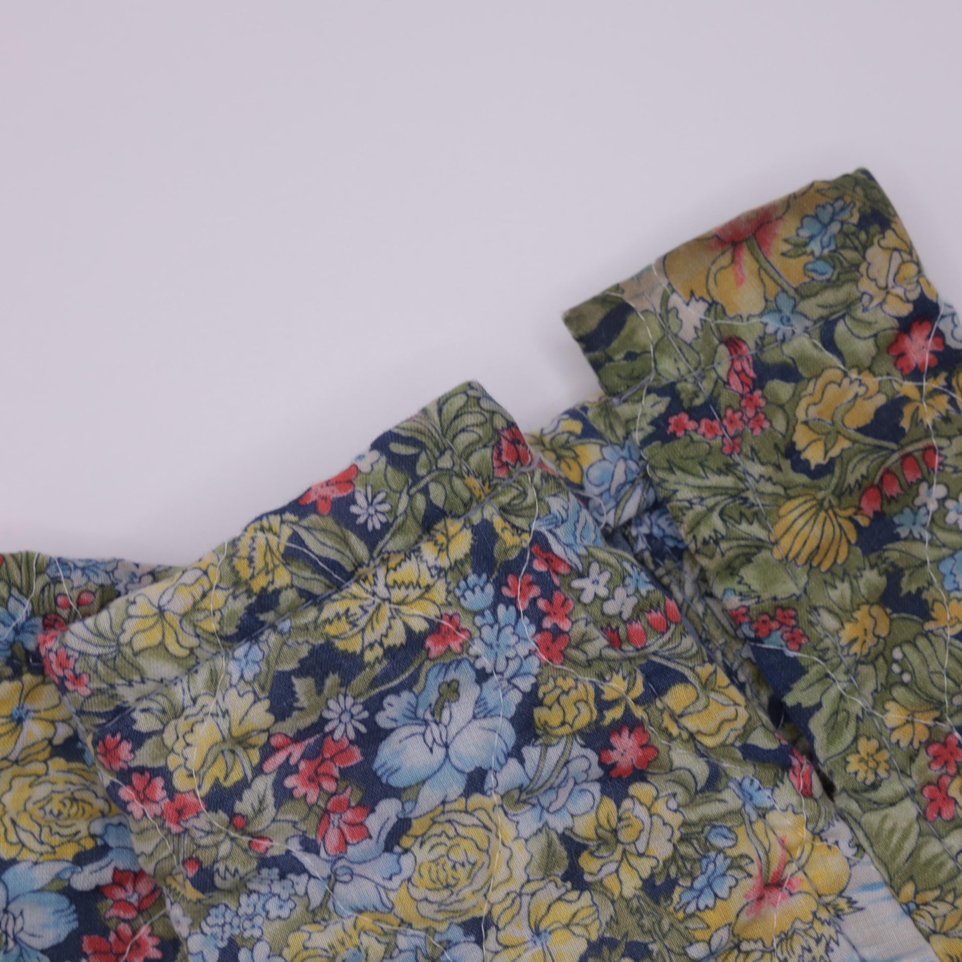 80s Quilted Floral Jacket Mandarin Collar Chinese Knot Buttons Small