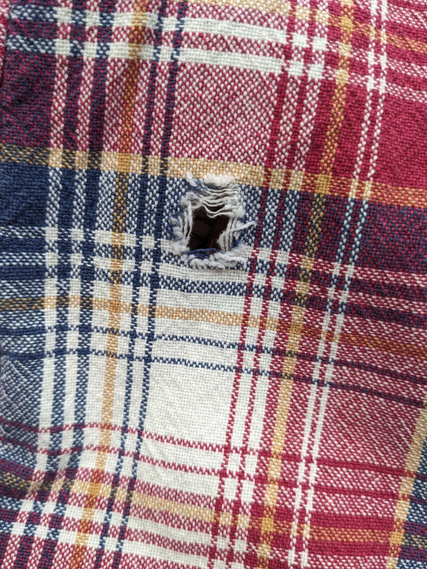 90s Plaid Button Up Shirt Red White Blue Checkered Long Sleeve Medium