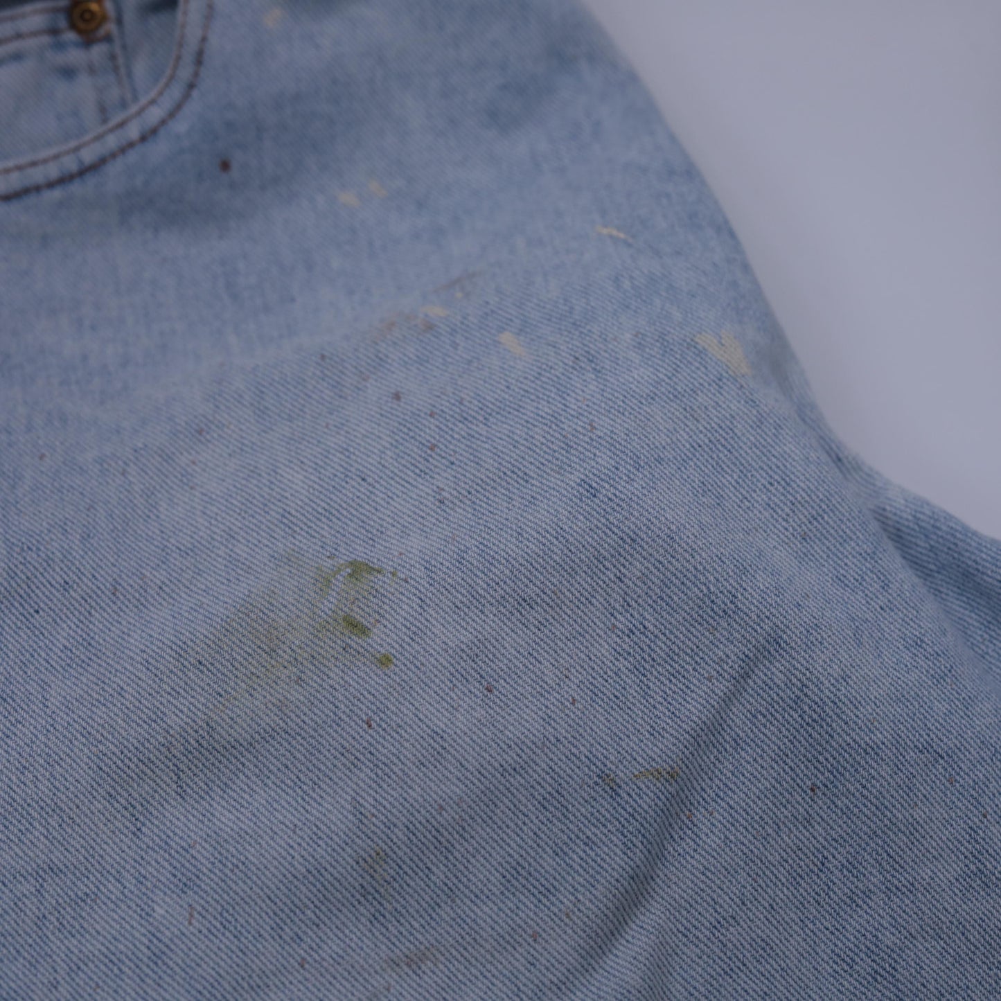 Y2K Eddie Bauer High-Waisted Denim Shorts Blue Paint Distressed Men's 34